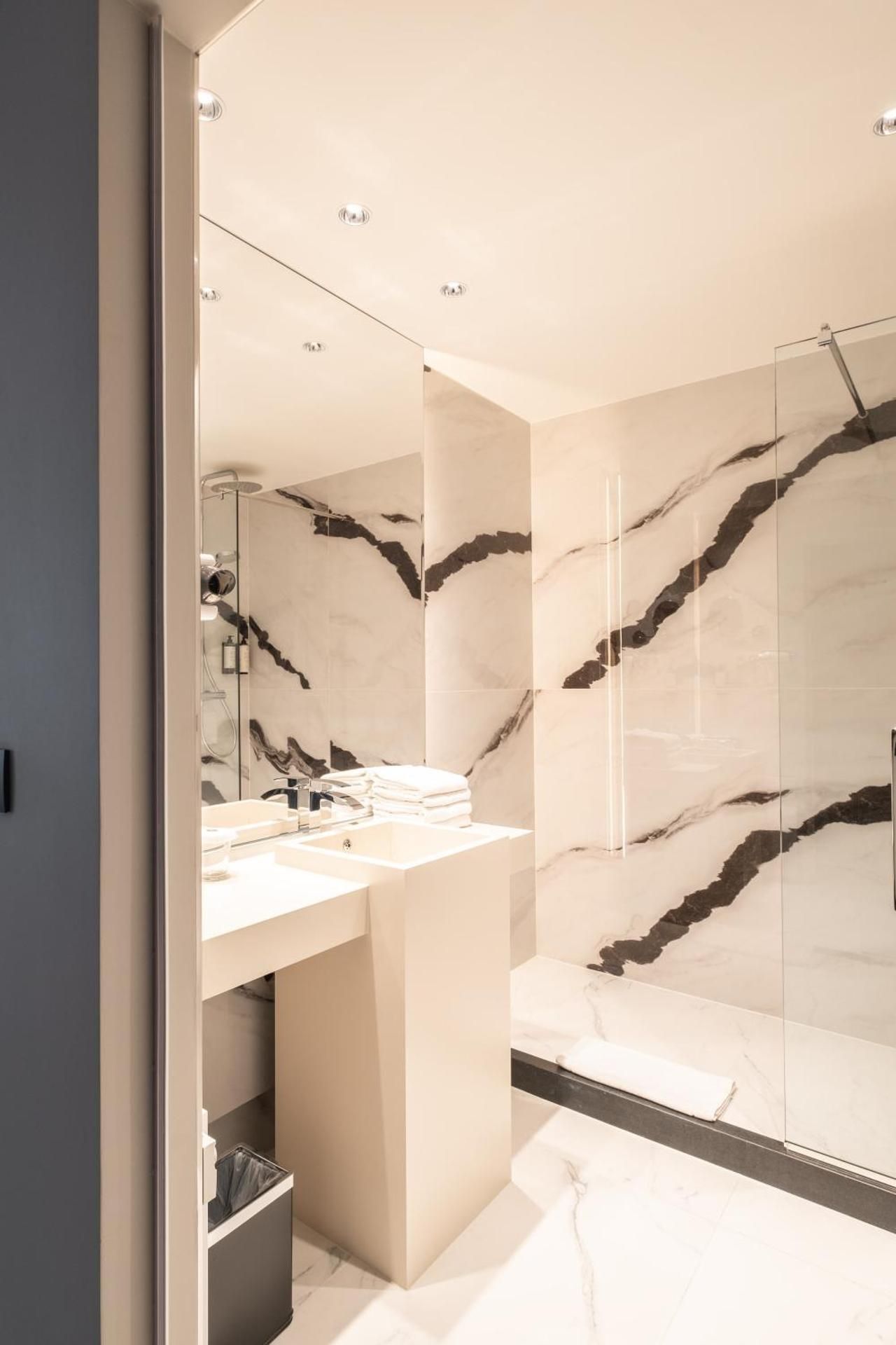 Junior Suite Twin Room