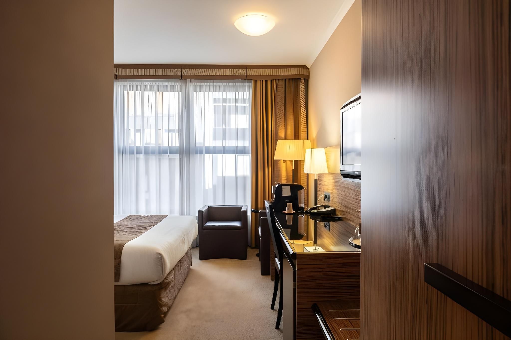Standard Executive Room