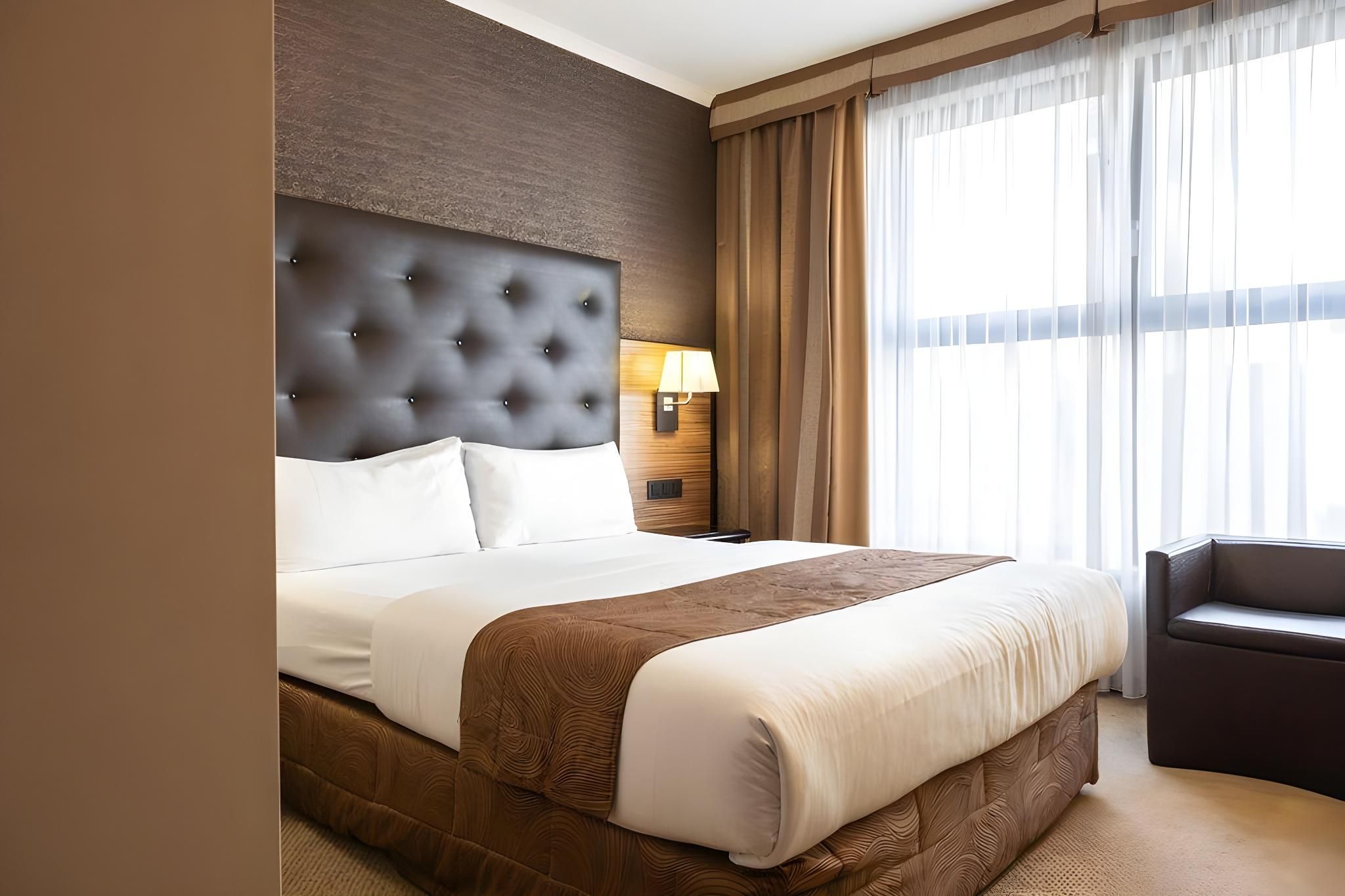 Standard Executive Room