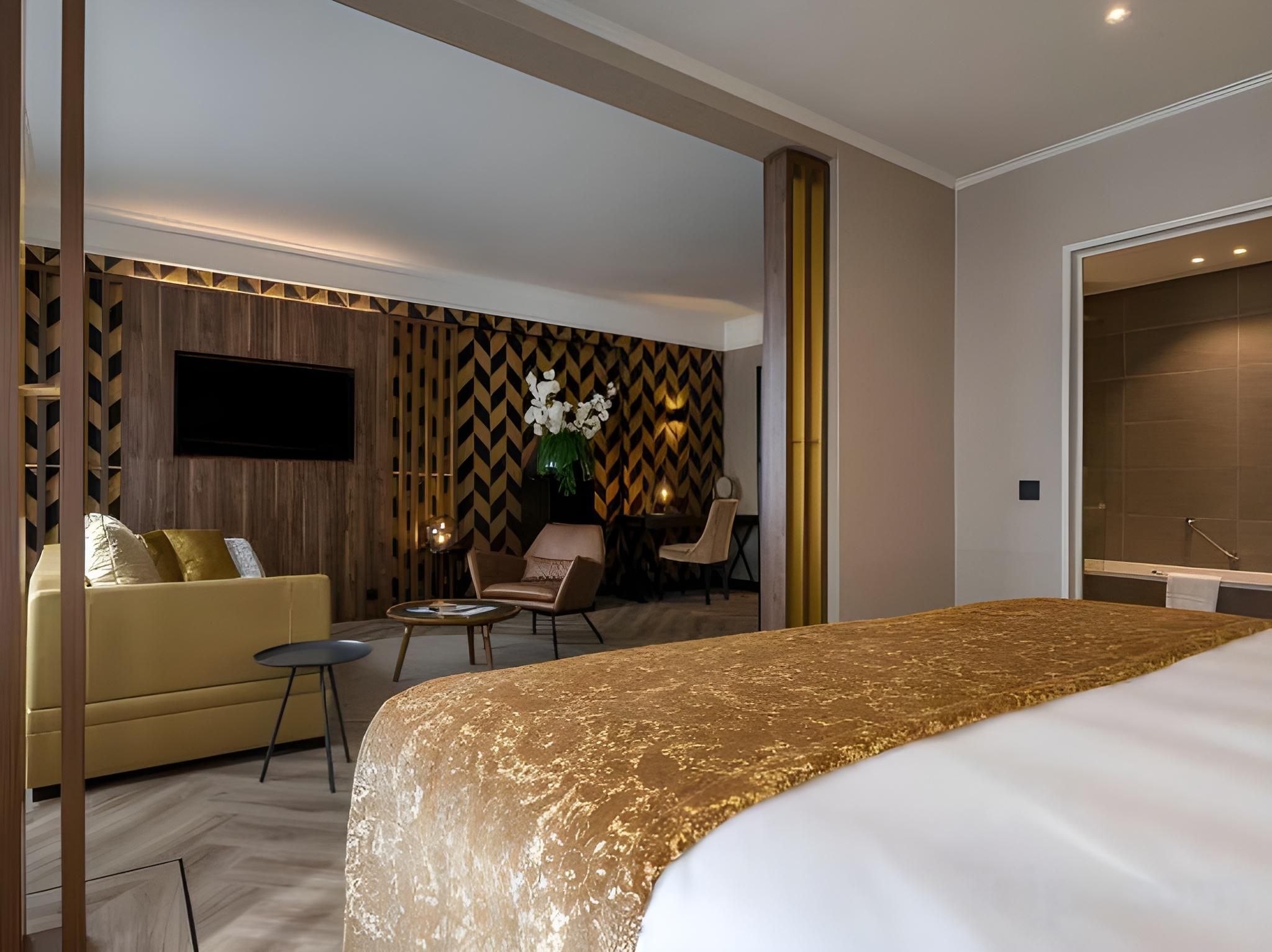 The Plaza Hotel Antwerp Double or Twin Room 2