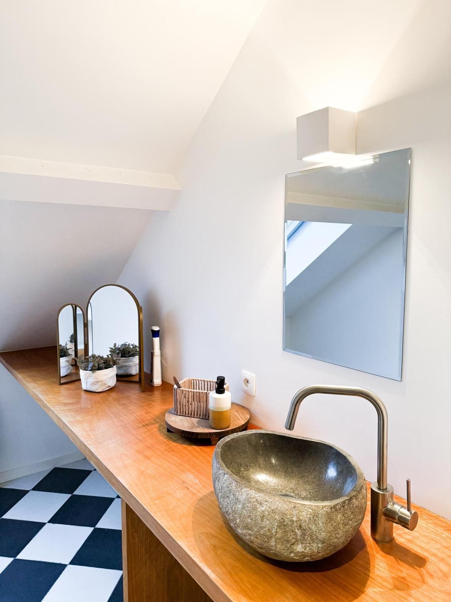 Open Penthouse with Two Bedrooms and Terrace