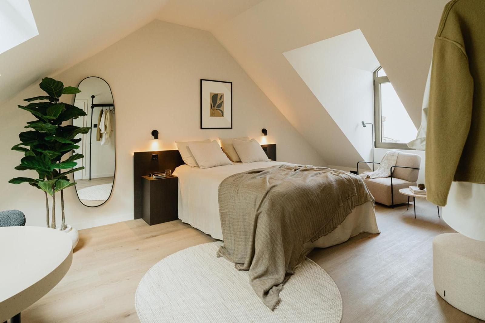 Deluxe Double Room with Extra Bed
