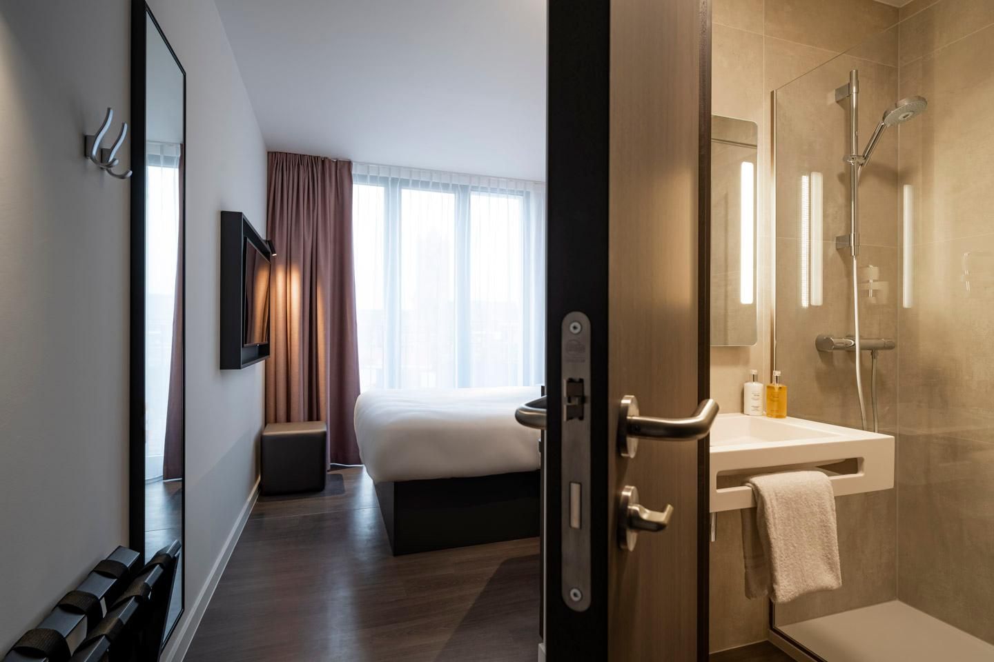 B&B Hotel Antwerpen Centrum Standard Double Room 3