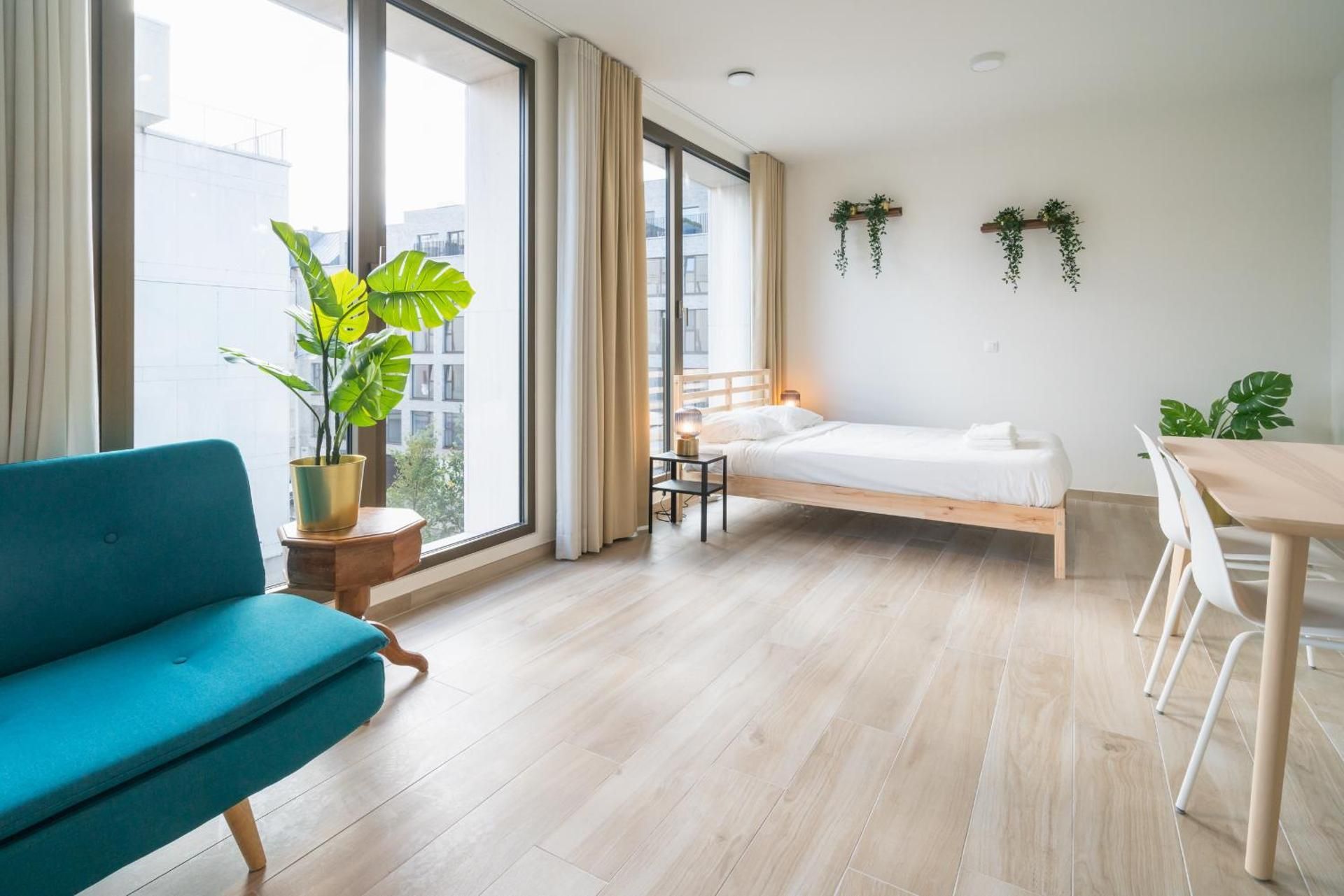 Studio Apartment