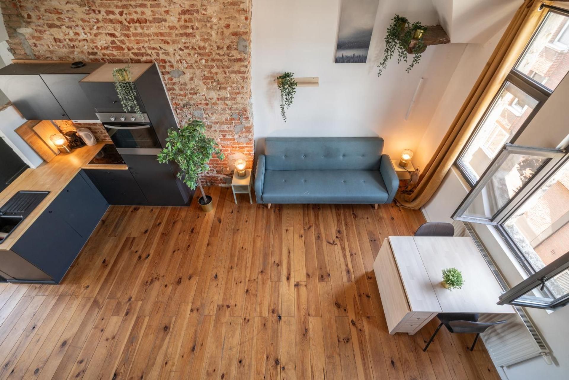 Charming Two-Bedroom River Side Apartment One-Bedroom Apartment 2