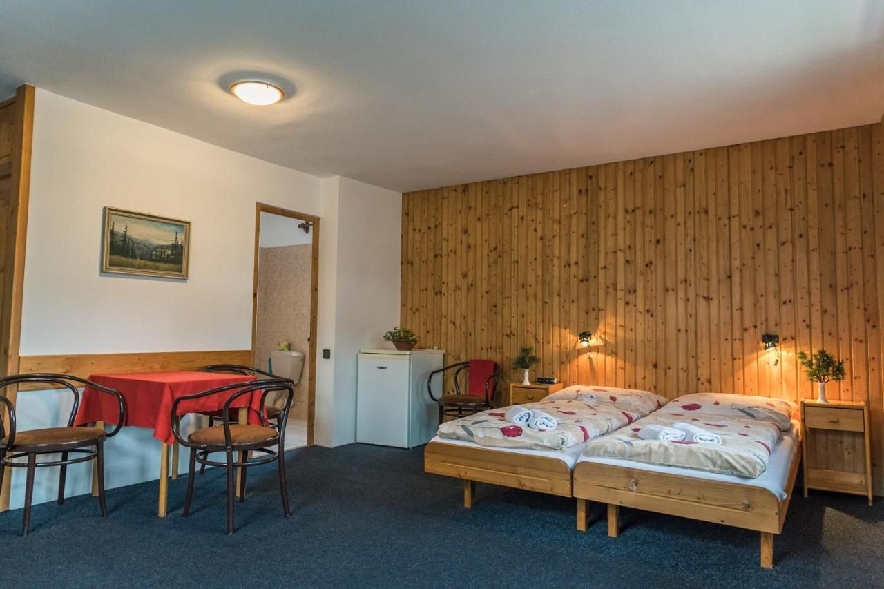 Quadruple Room with Garden View