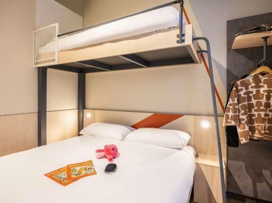 Standard Room, Family room - 1 double bed and 1 simple bed