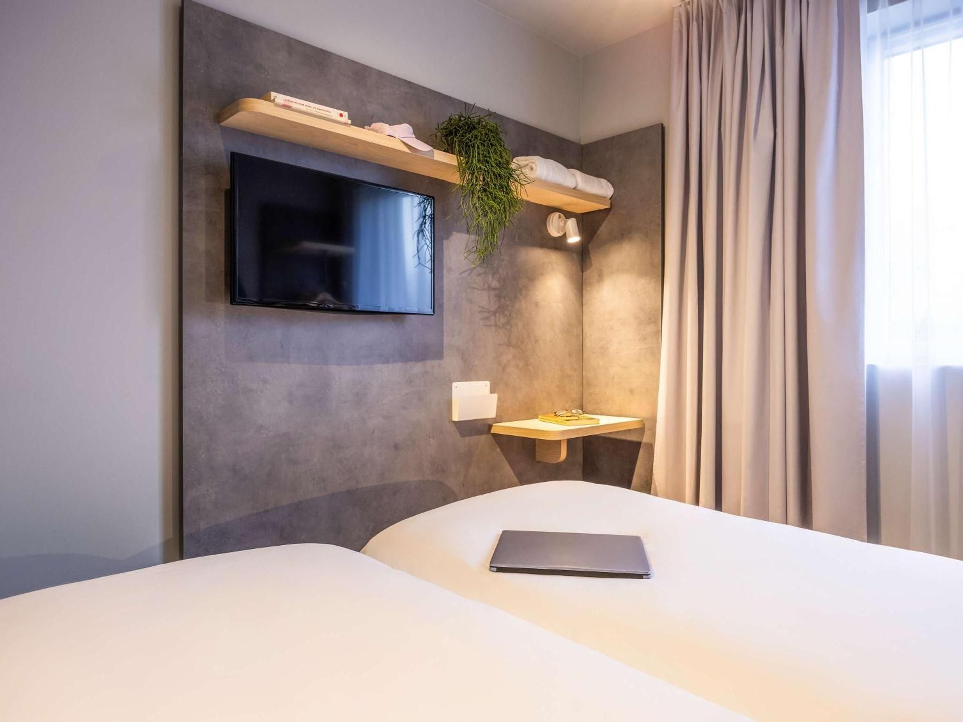 Standard room - 2 single beds