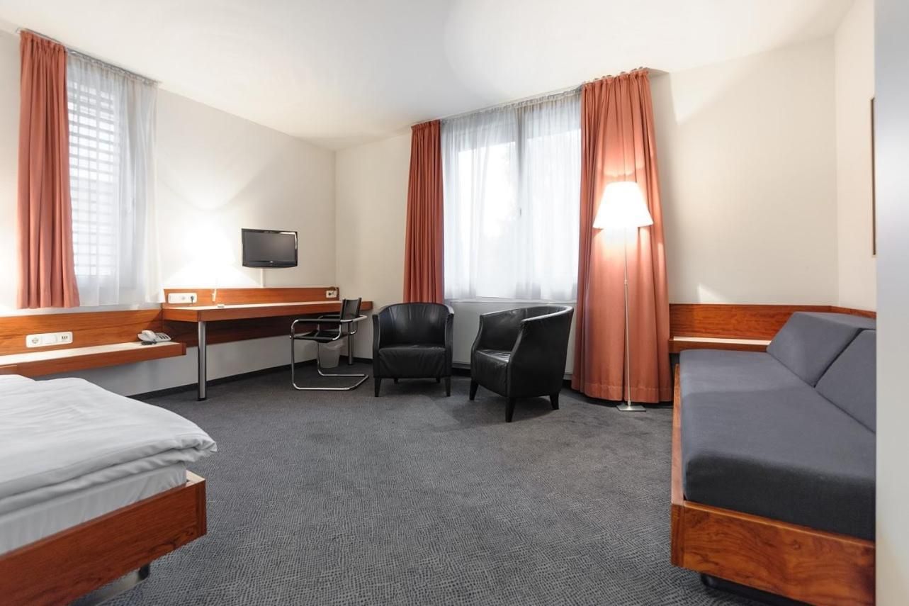 Single Apartment