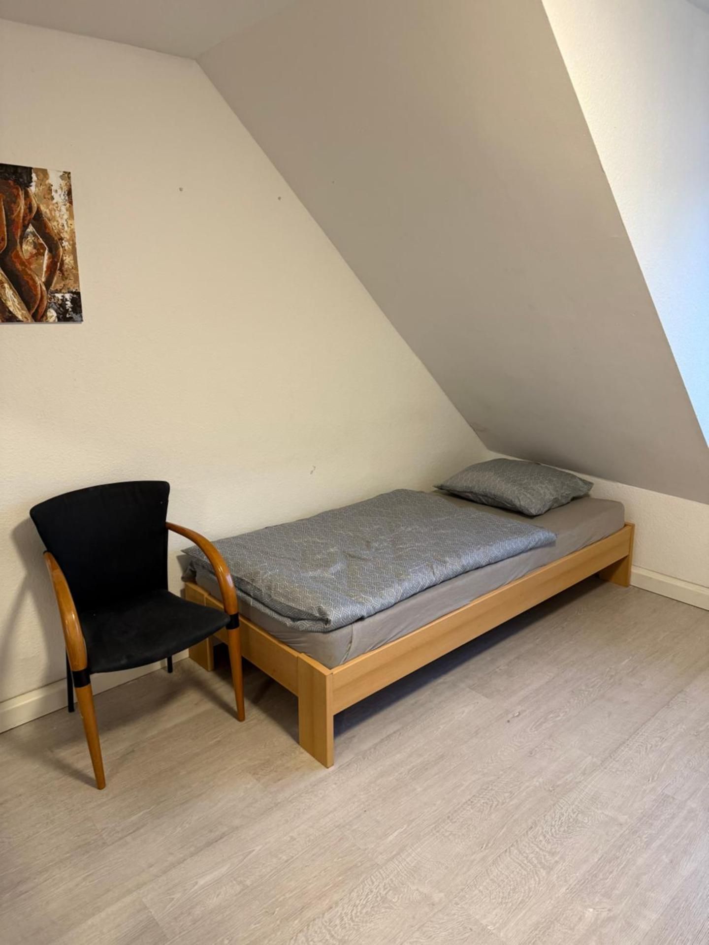 Small Twin Room