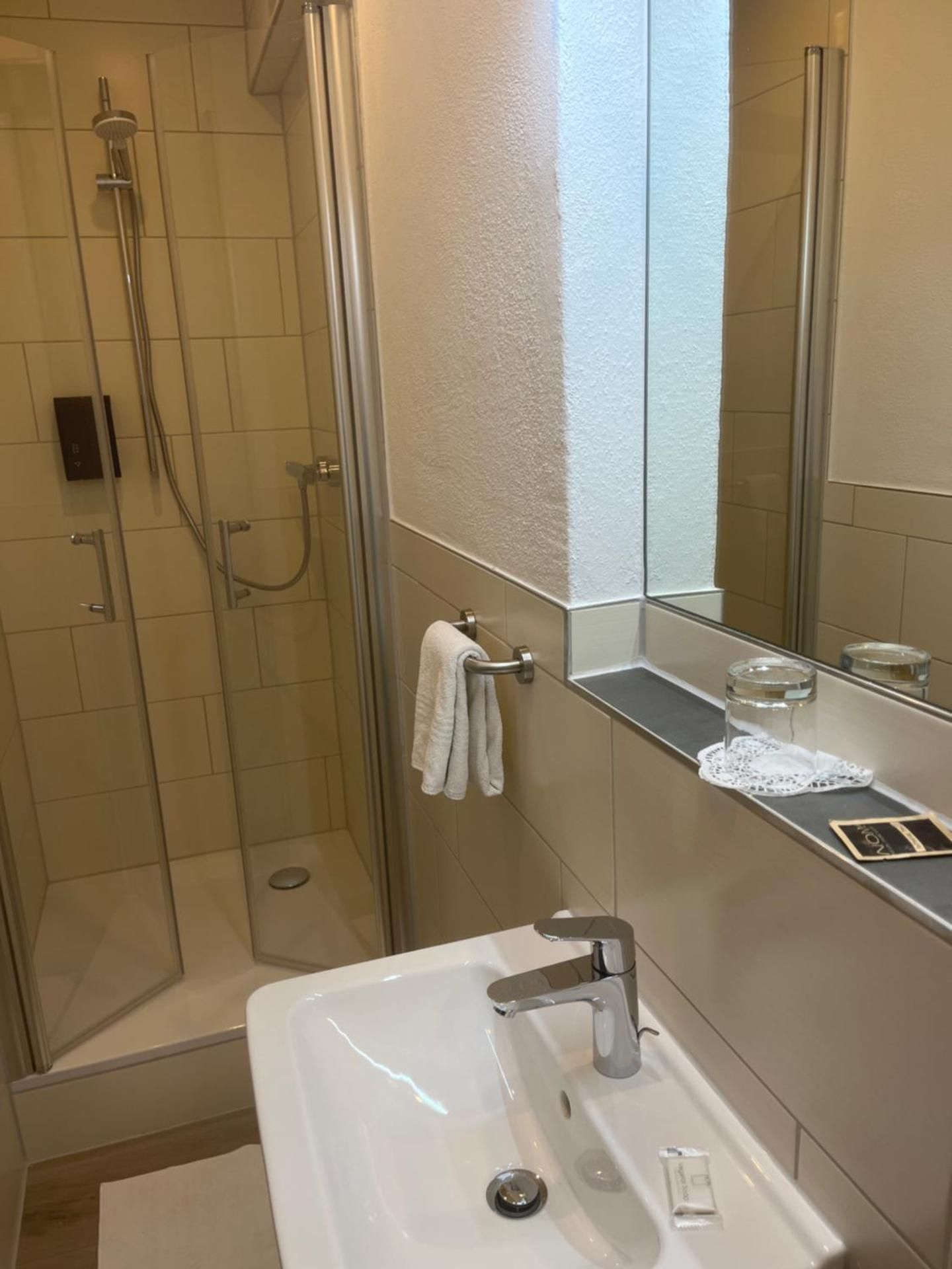 Standard Single Room with Shower