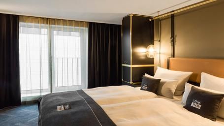 Holiday Inn - The Niu, Cobbles Essen By IHG 1 Queen Standard 2