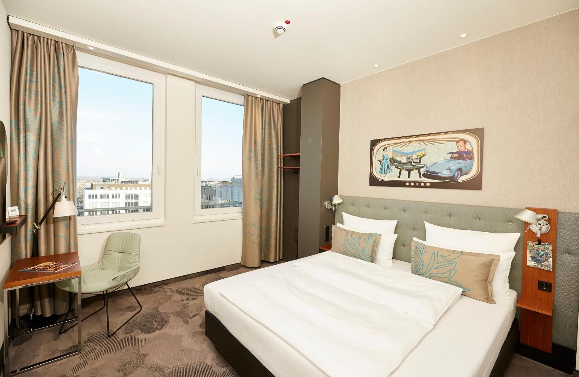 Room with King Size bed