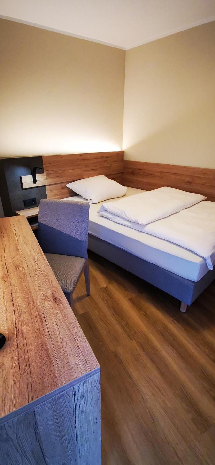 Standard Single Room with Shower