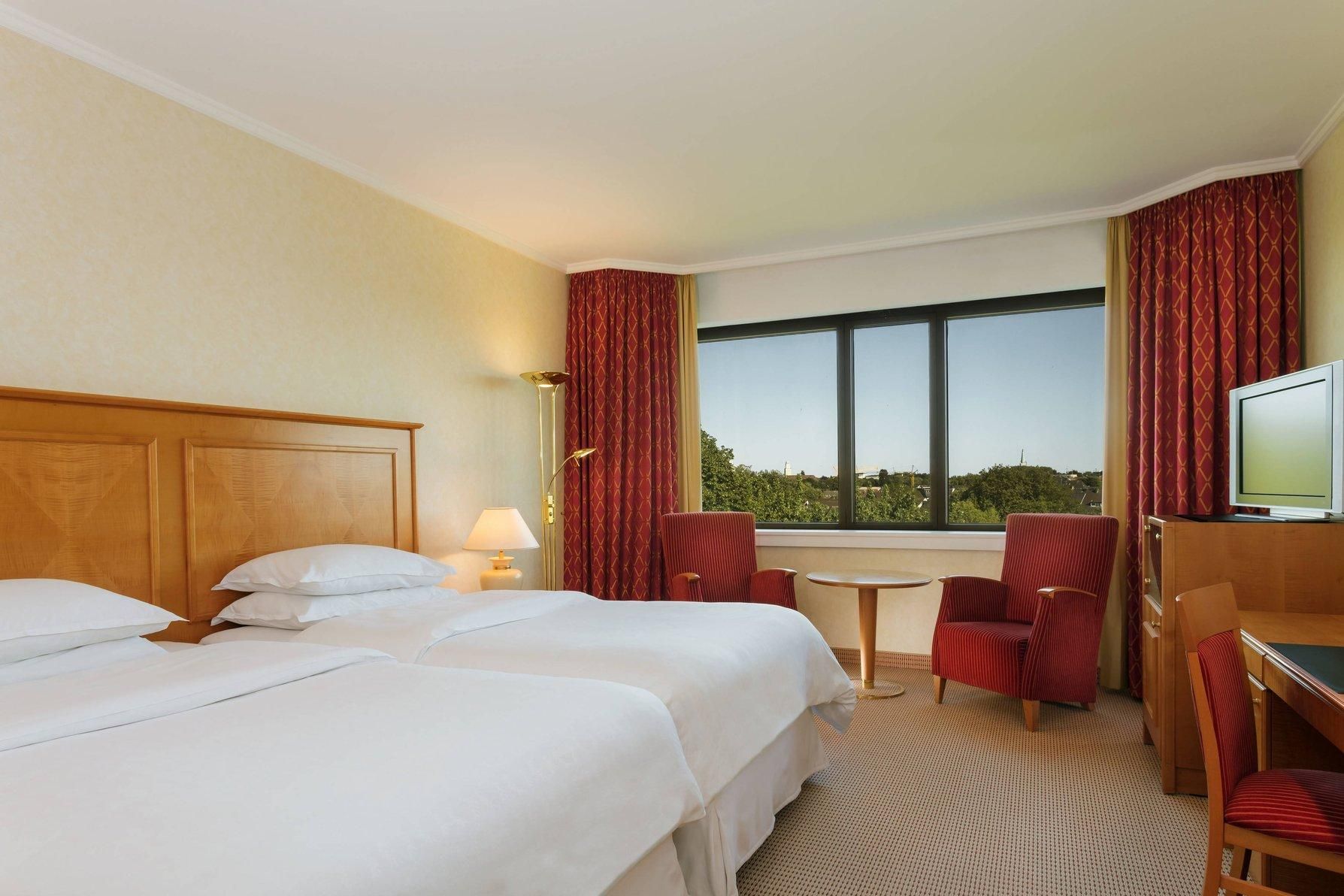 Sheraton Essen Hotel Standard Room Twin, Guest Room, 2 Twin 2