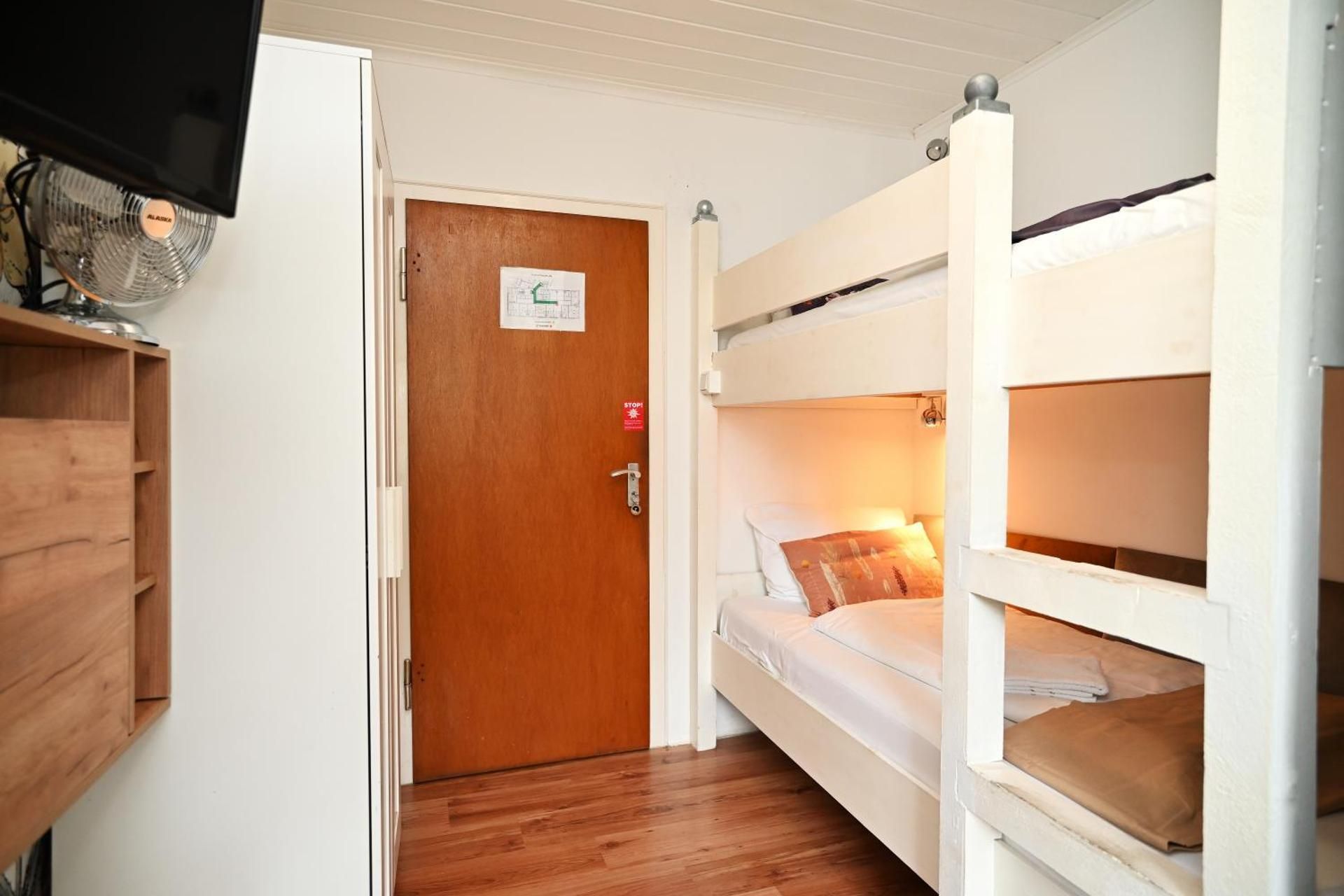 Twin Room with Private Bathroom