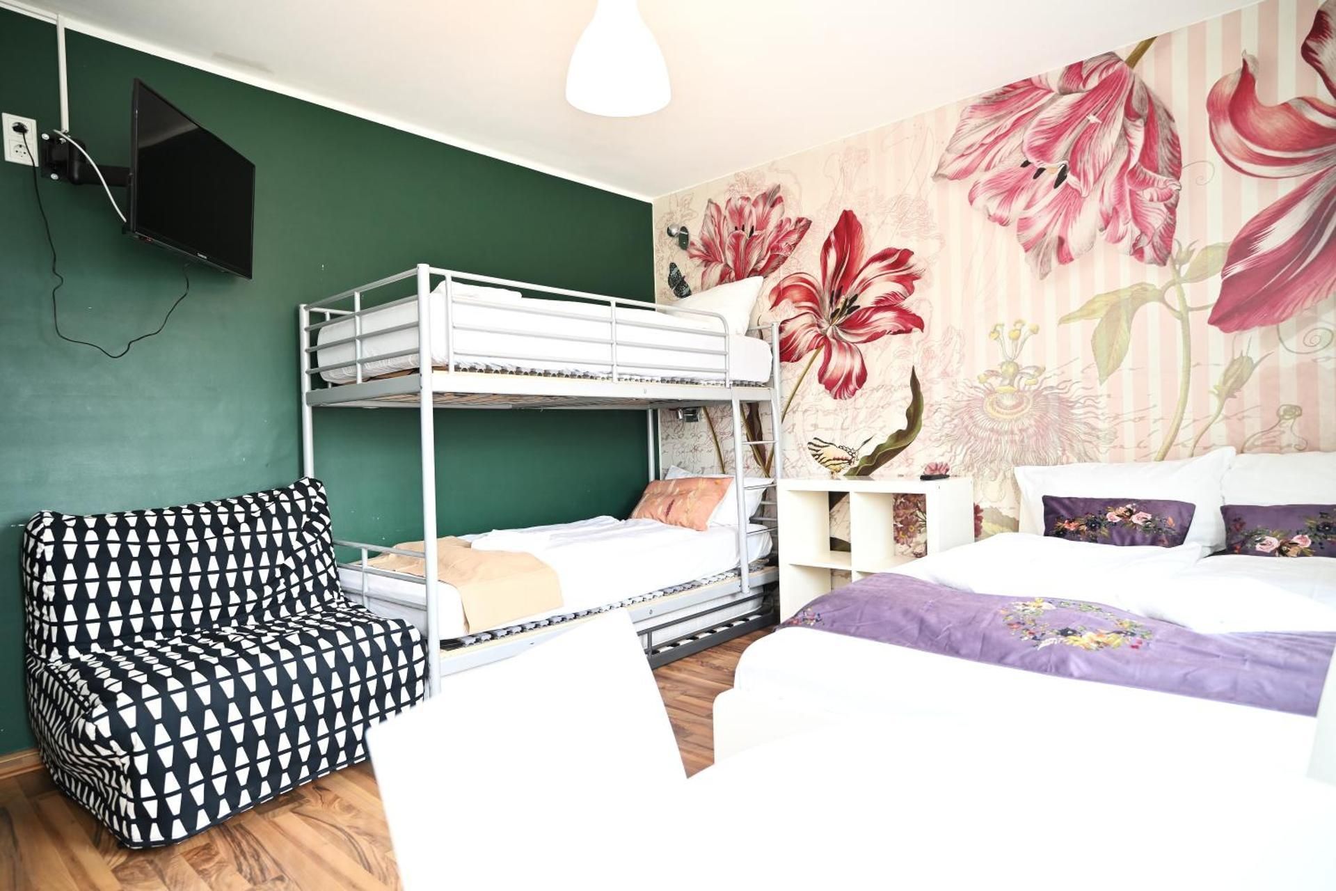 Economy Quadruple Room with Shared Bathroom