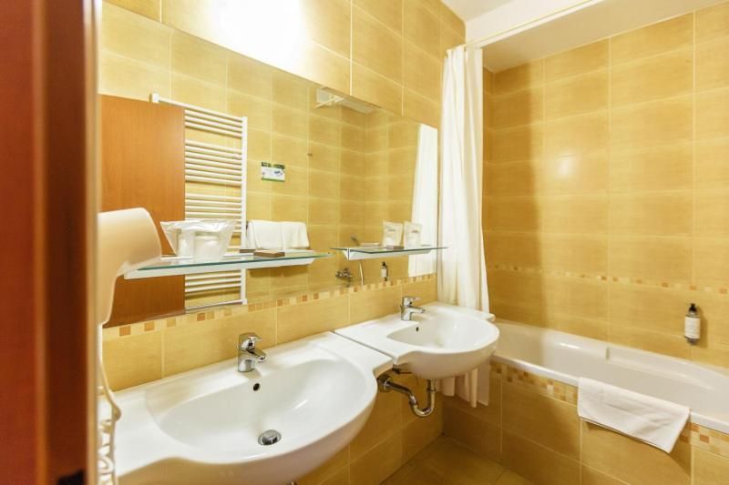 Apartment with Balcony and Aquapark access