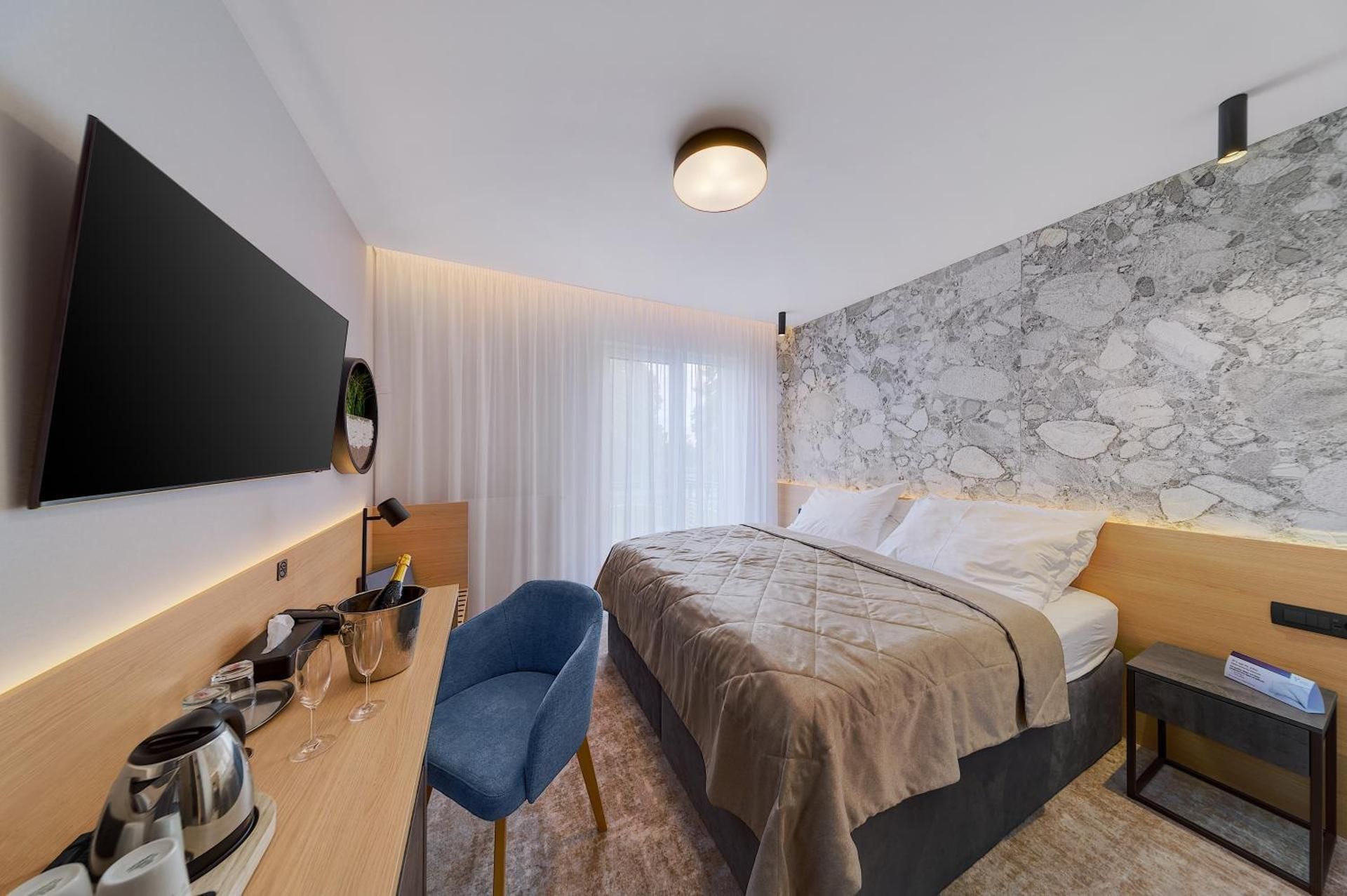 Exclusive Double or Twin Room with Balcony and Aquapark access