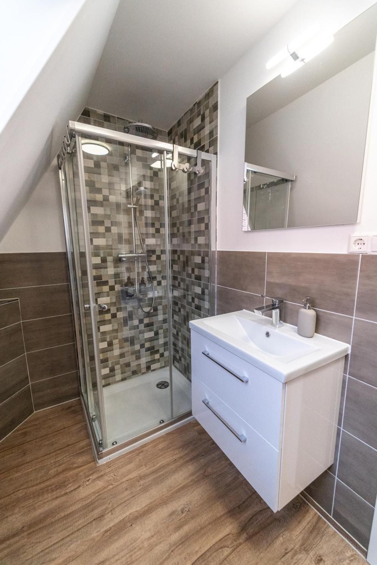 Three-Bedroom Superior Apartment