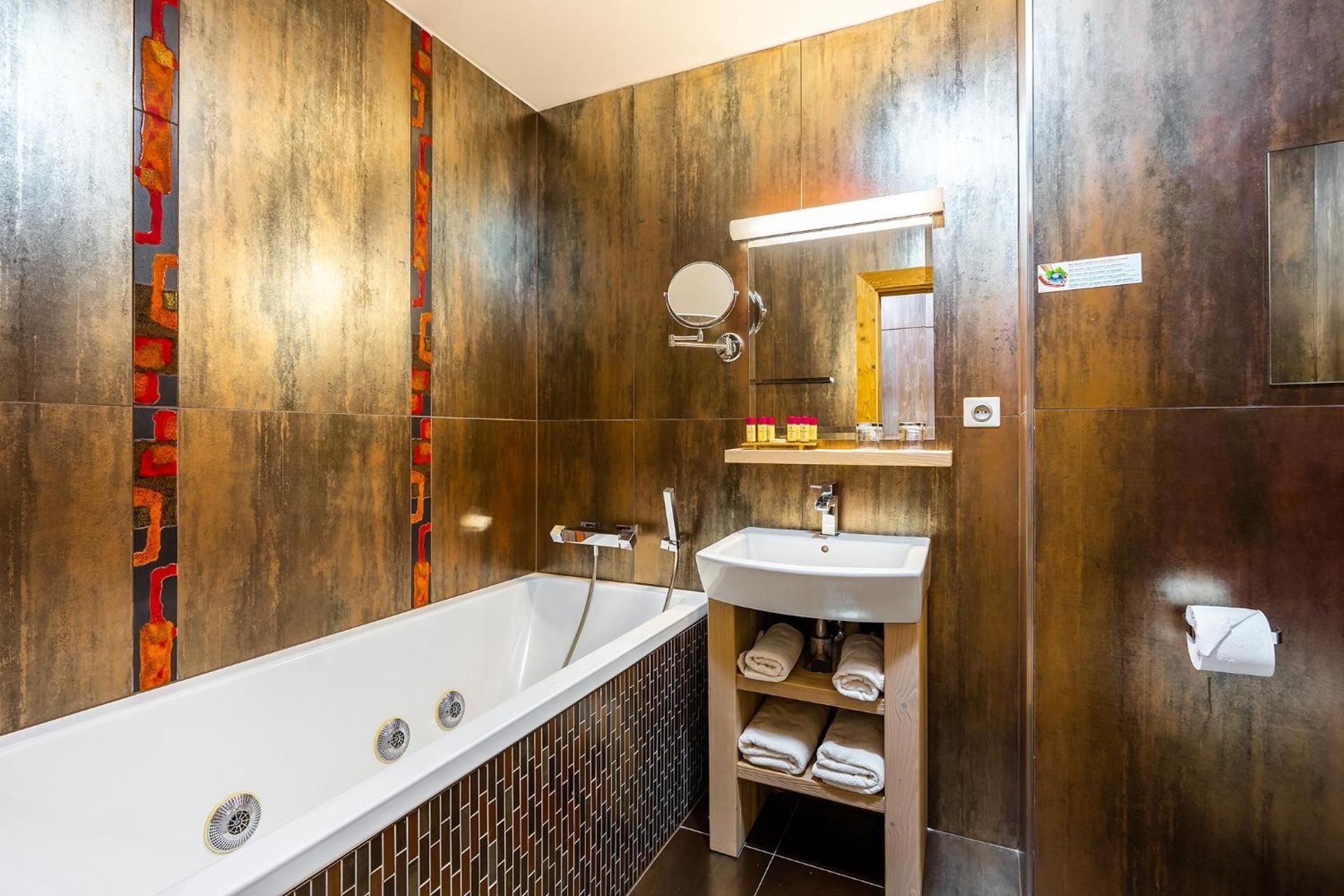 Family Apartments in Mountain Hotel Duplex Apartment in Main Hotel Building 3