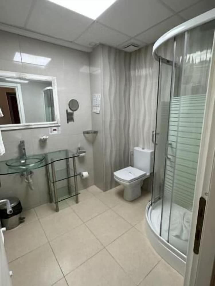 Bulevard Prestige Hotel Queen Room 15