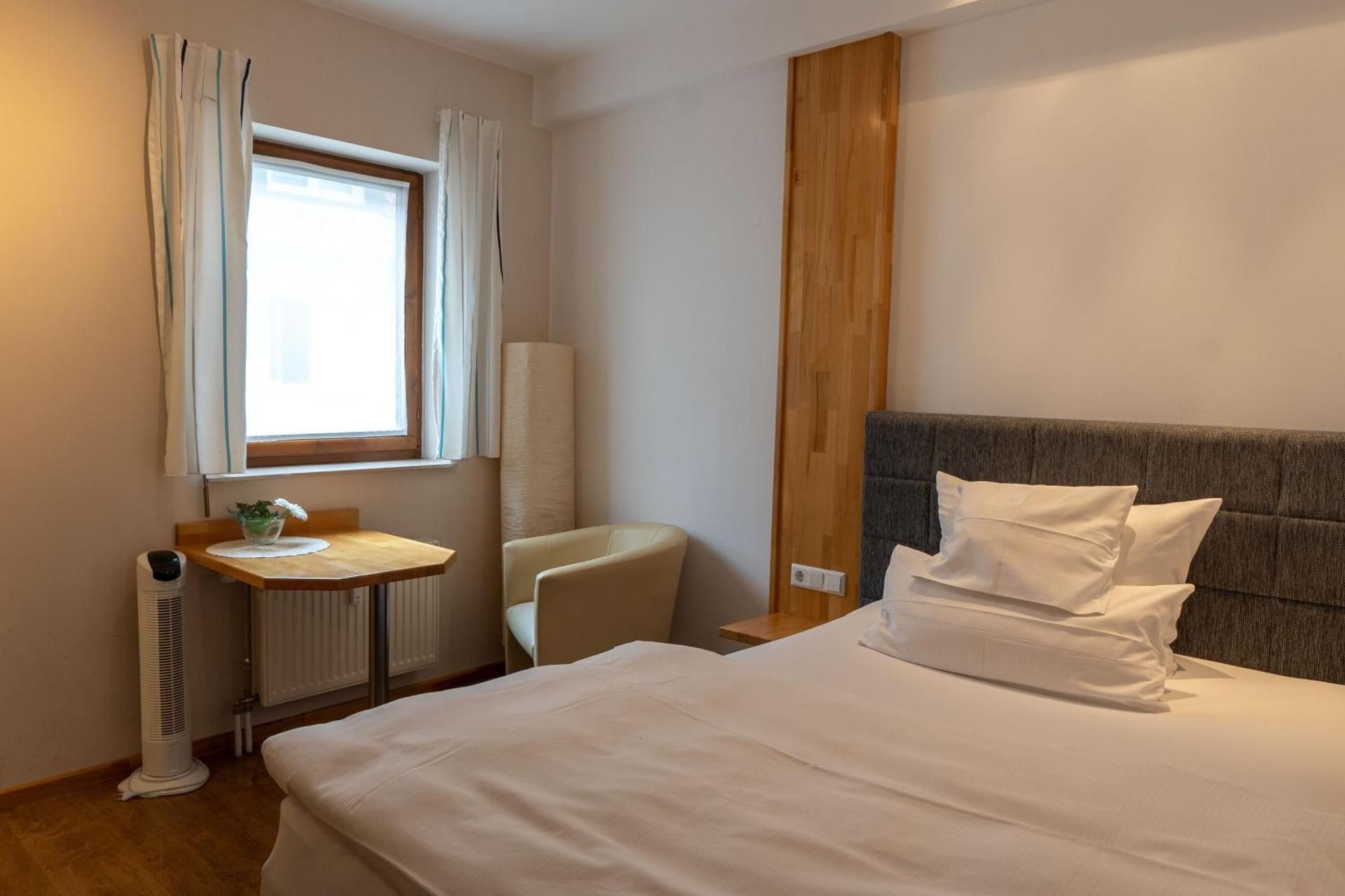 Deluxe Single Room