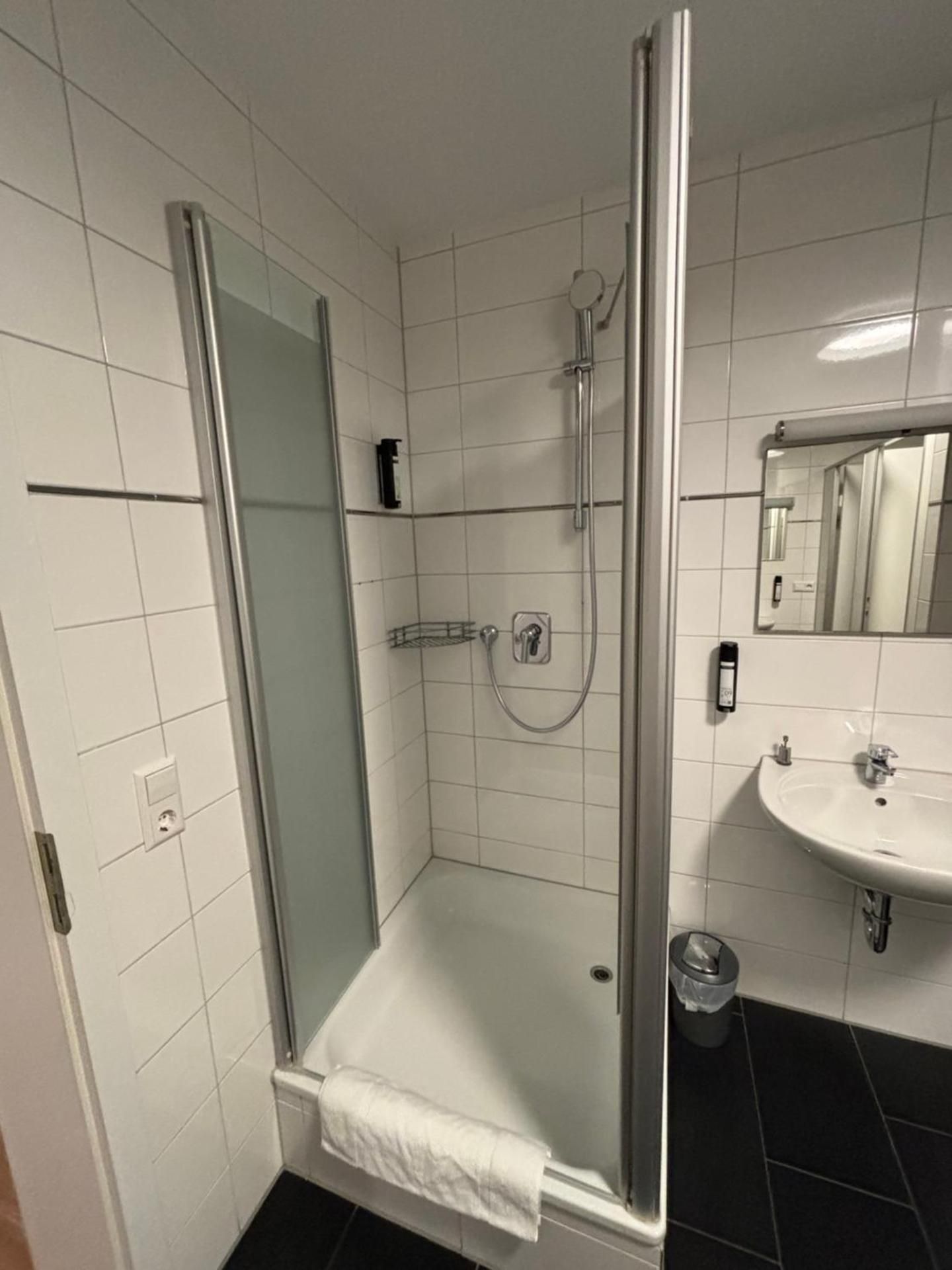 Triple Room with Shared Bathroom