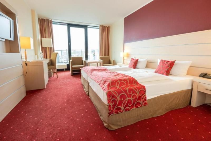 Aspire AcarA Oldenburg, Trademark Collection by Wyndham Comfort Room, 2 Single Beds 2