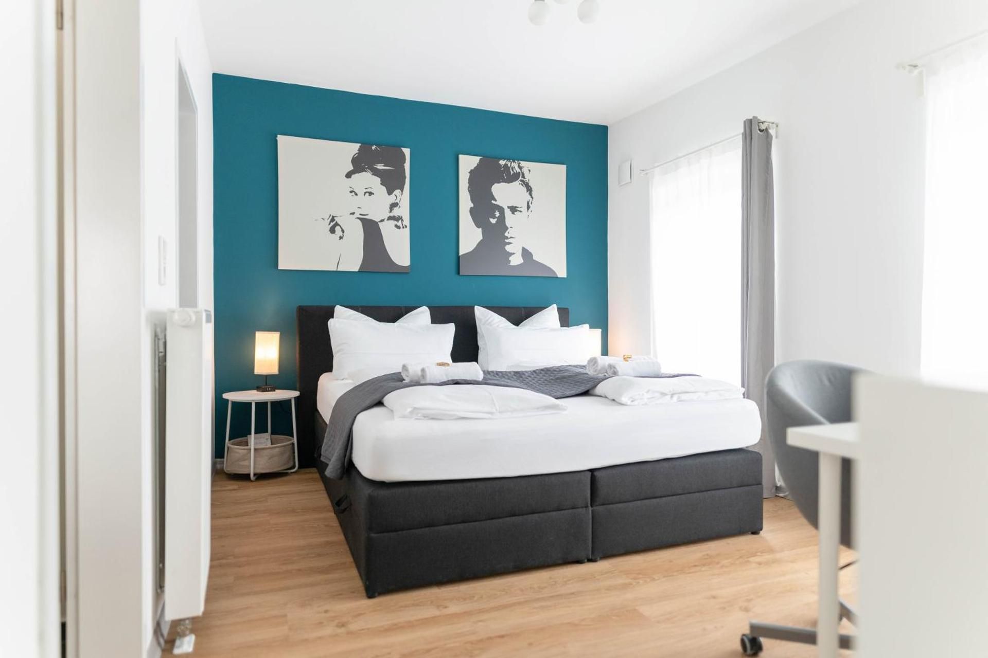 Deluxe Apartment
