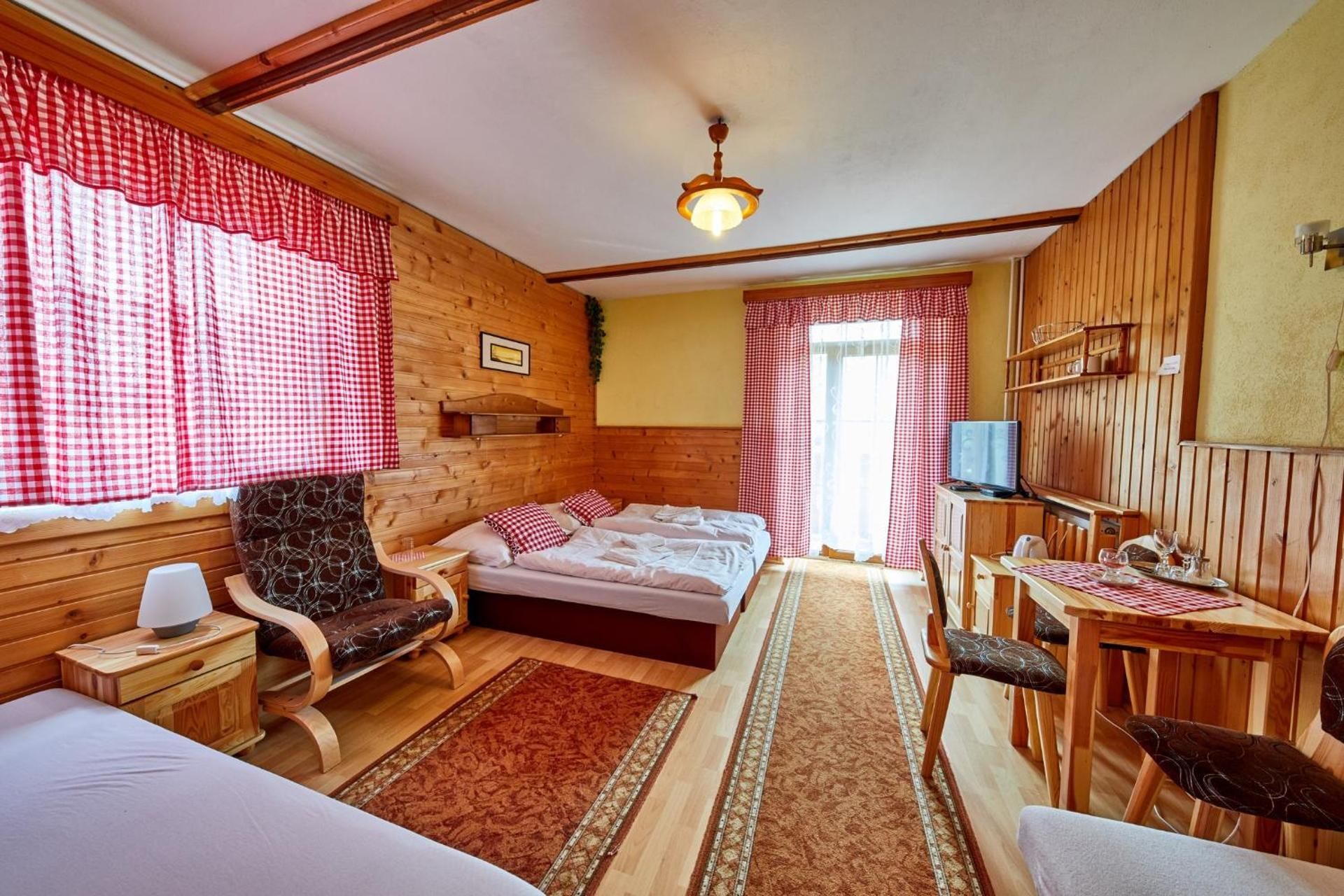 Triple Room with Mountain View