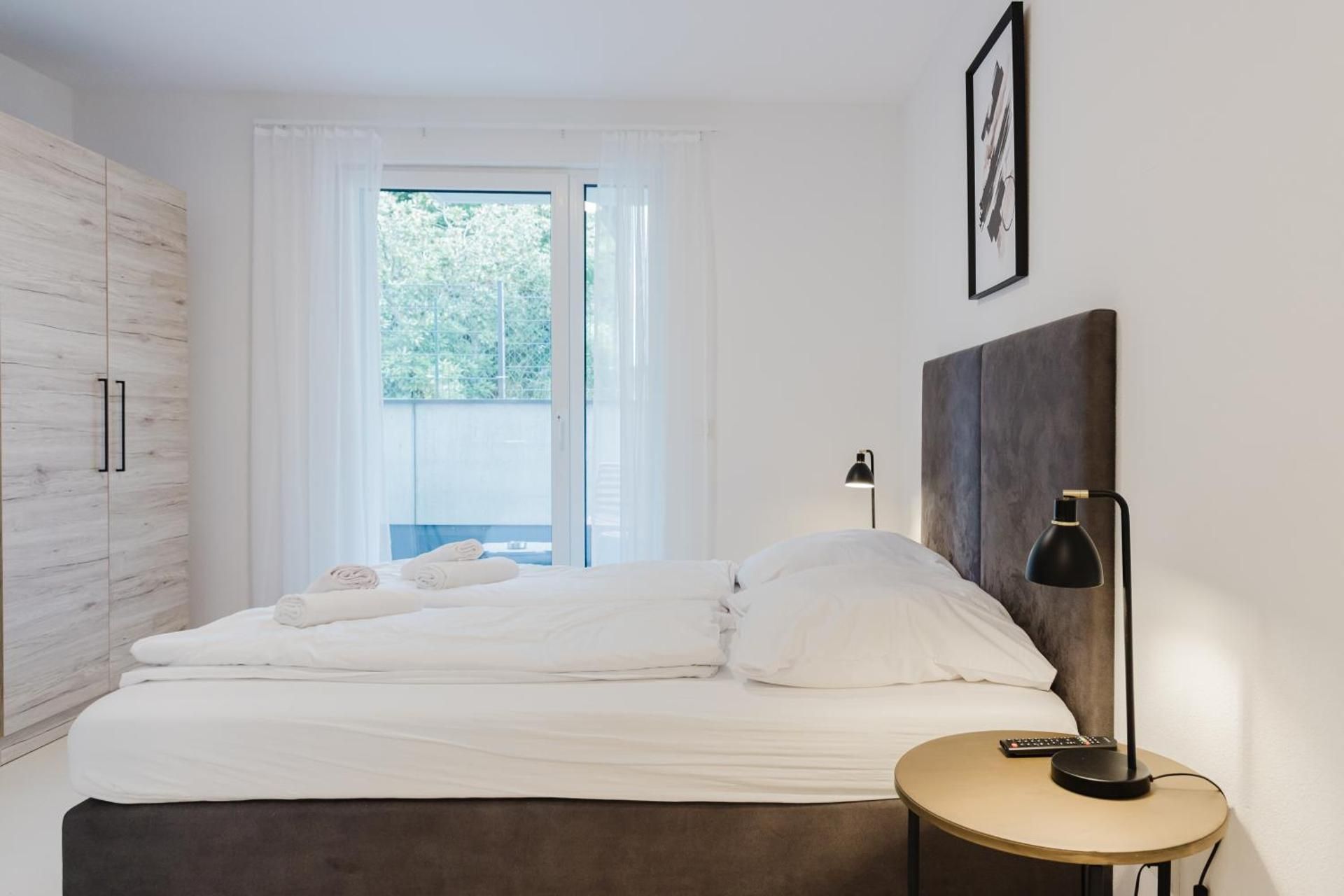One-Bedroom Apartment with Terrace