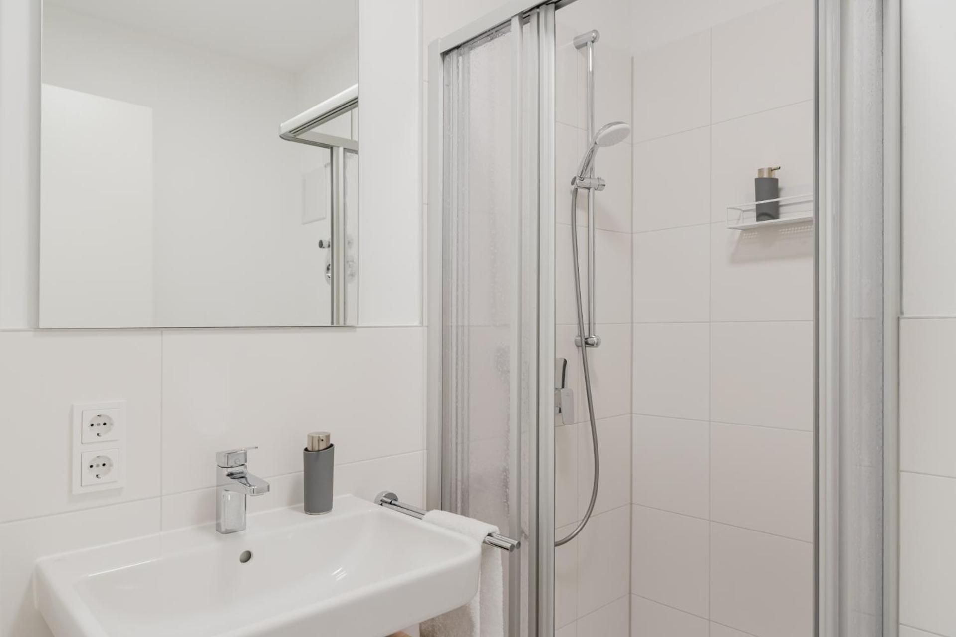 One-Bedroom Apartment with Balcony