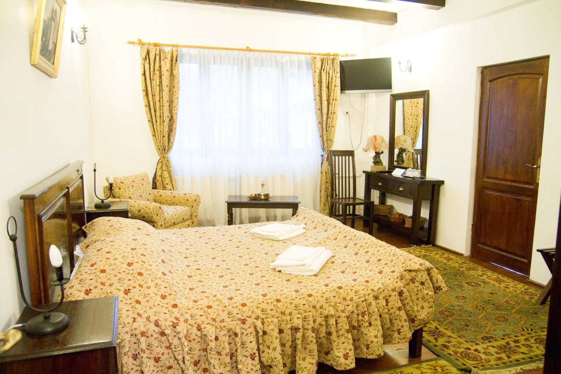 Superior One-Bedroom Suite