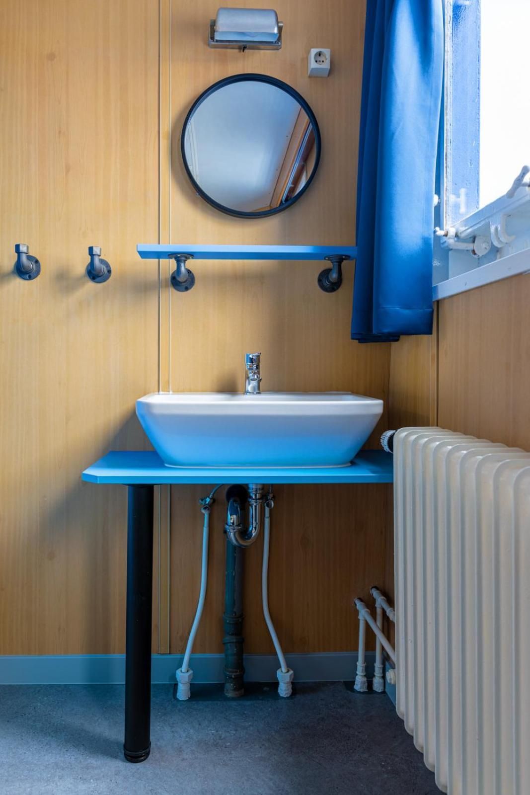 Standard Twin Room with Shared Bathroom