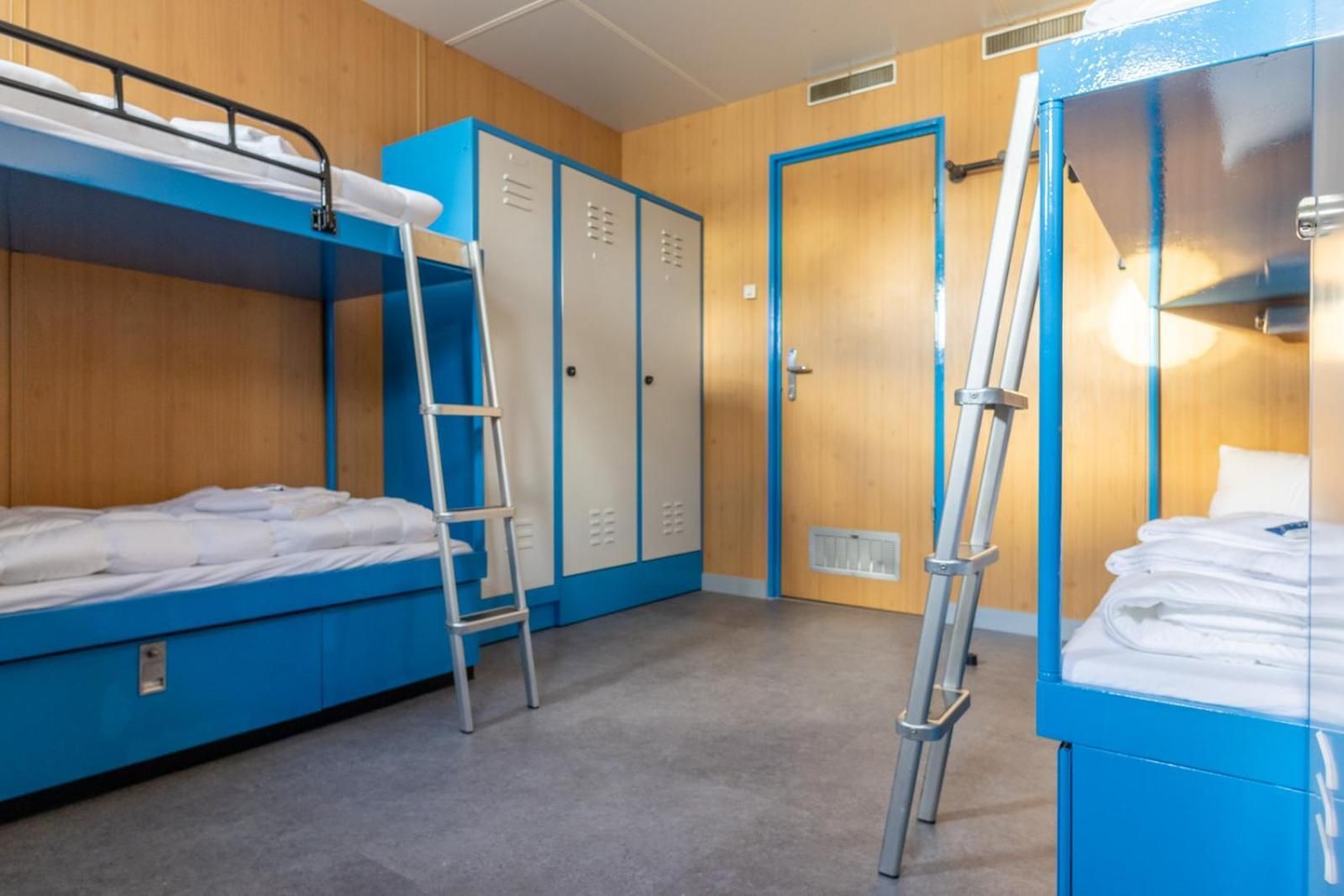 Economy Quadruple Room with Shared Bathroom