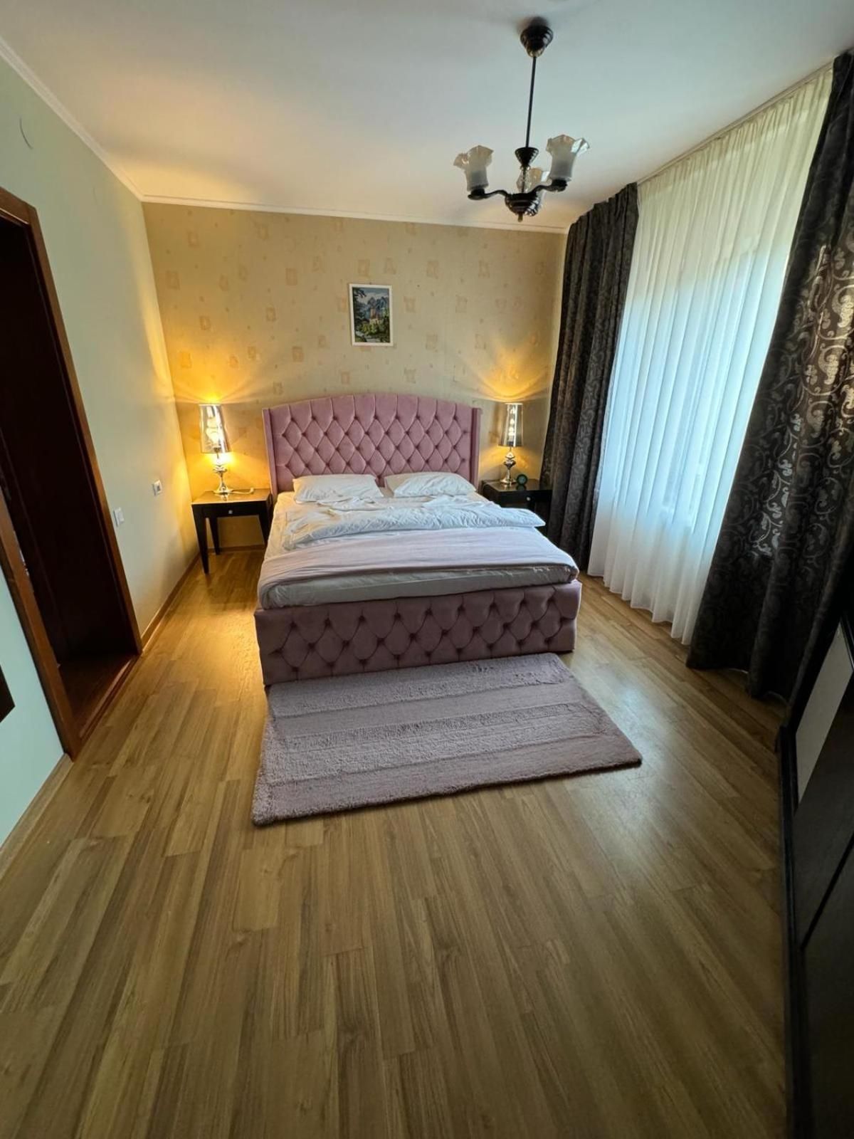 Queen Room with Garden View