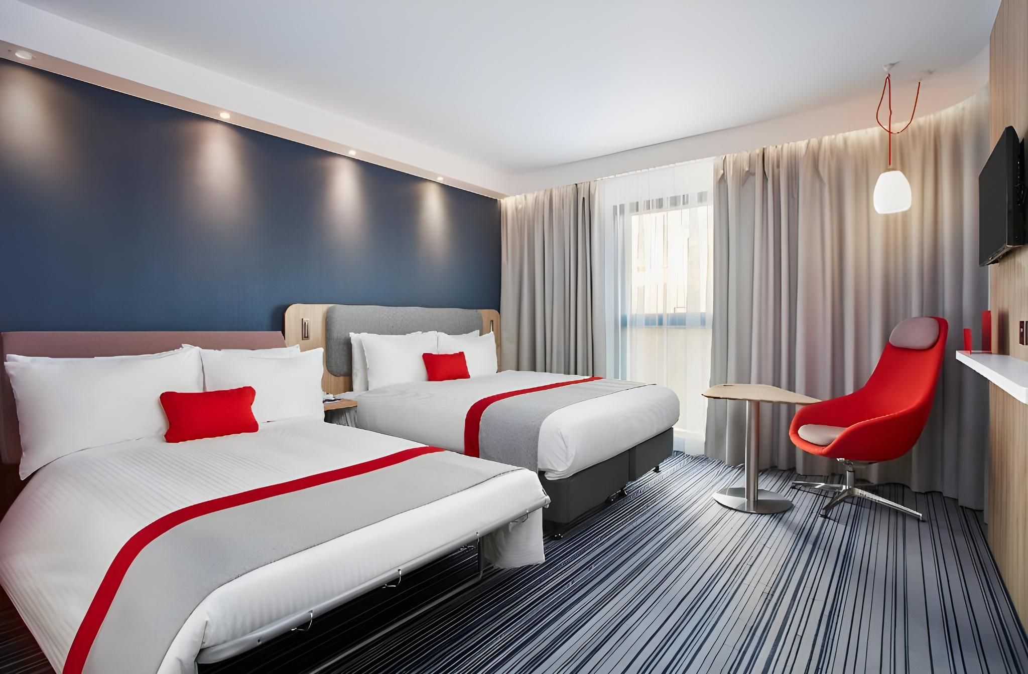 Holiday Inn Express Wiesbaden By IHG 1 Queen Standard