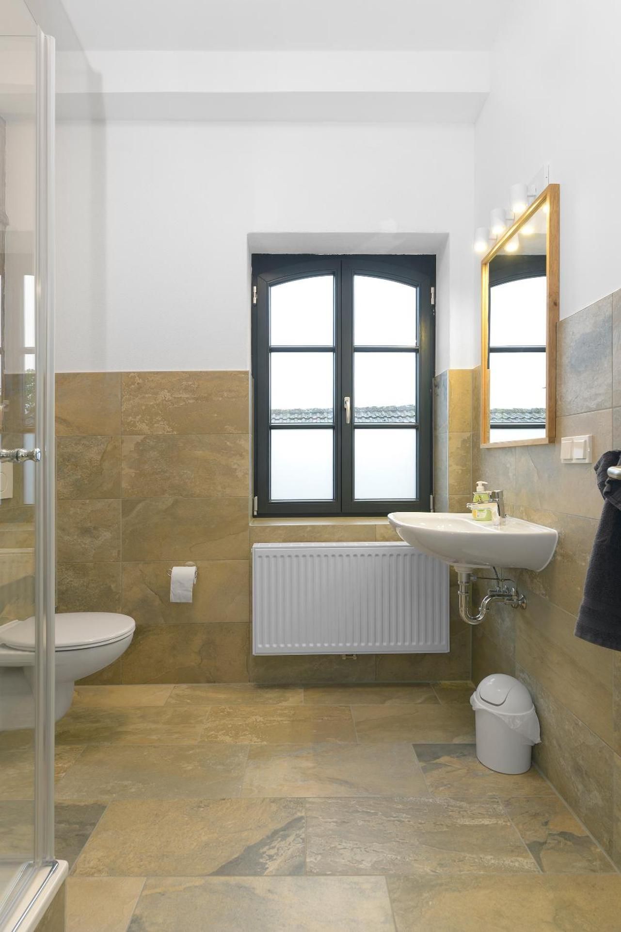 Twin Room with Bathroom