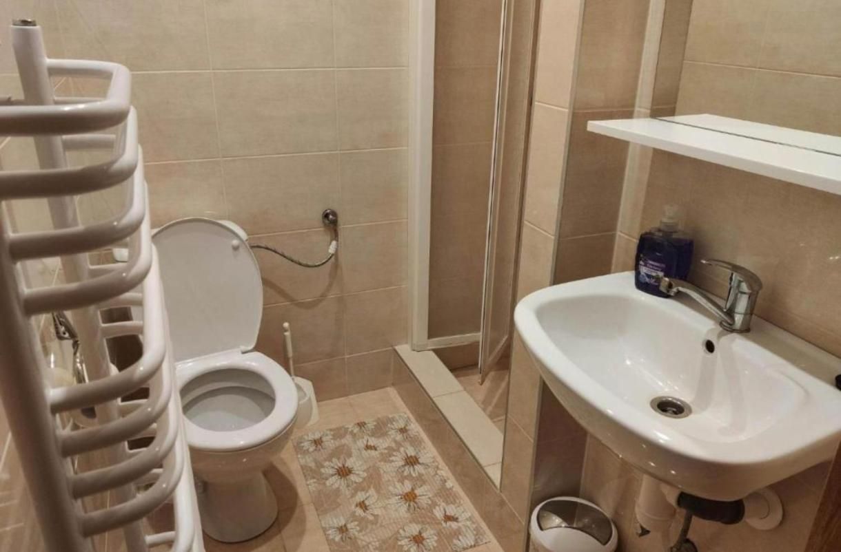 Four-Bedroom Deluxe Apartment