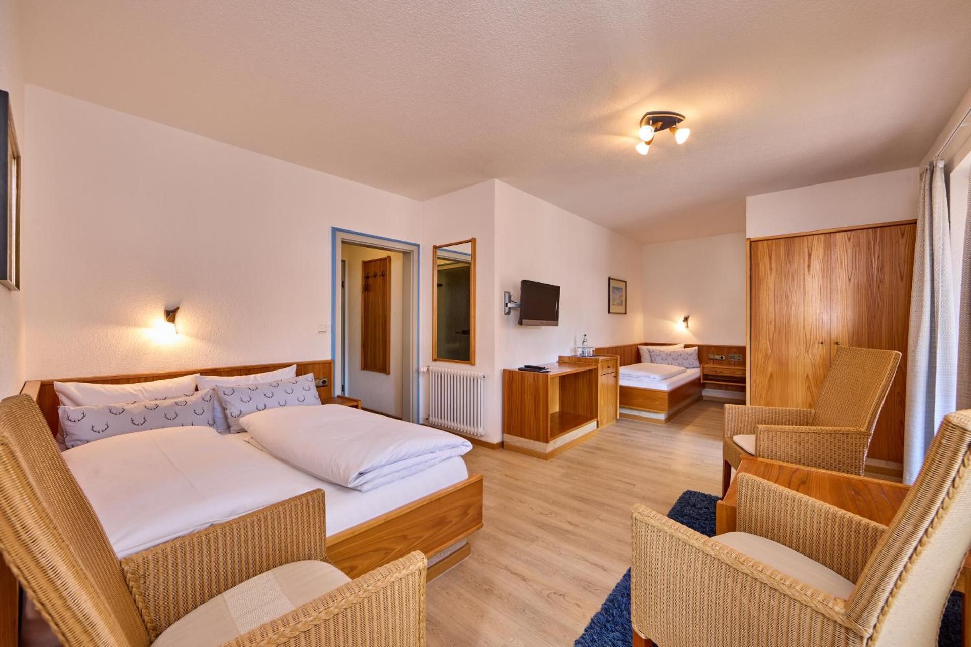 Hotel Antonia Triple Room 2