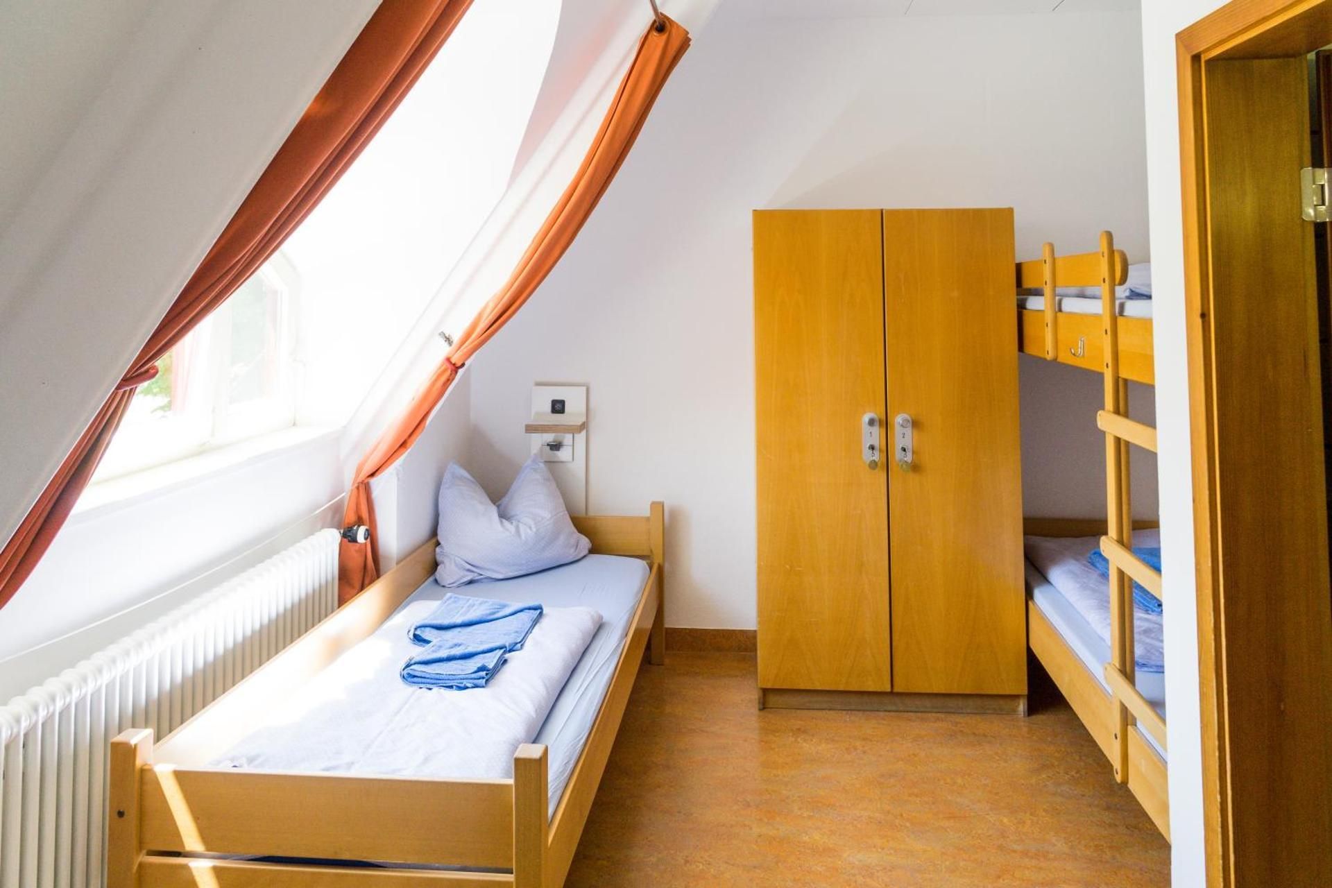 Twin Room with Private Bathroom