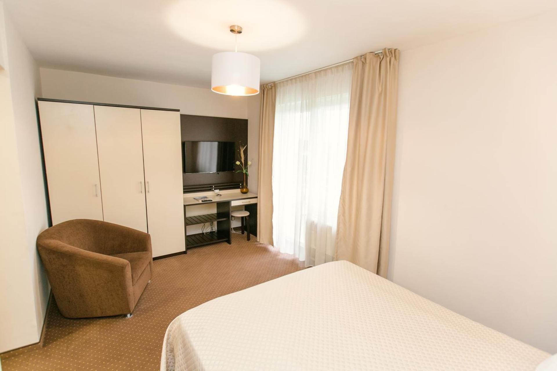 One-Bedroom Suite