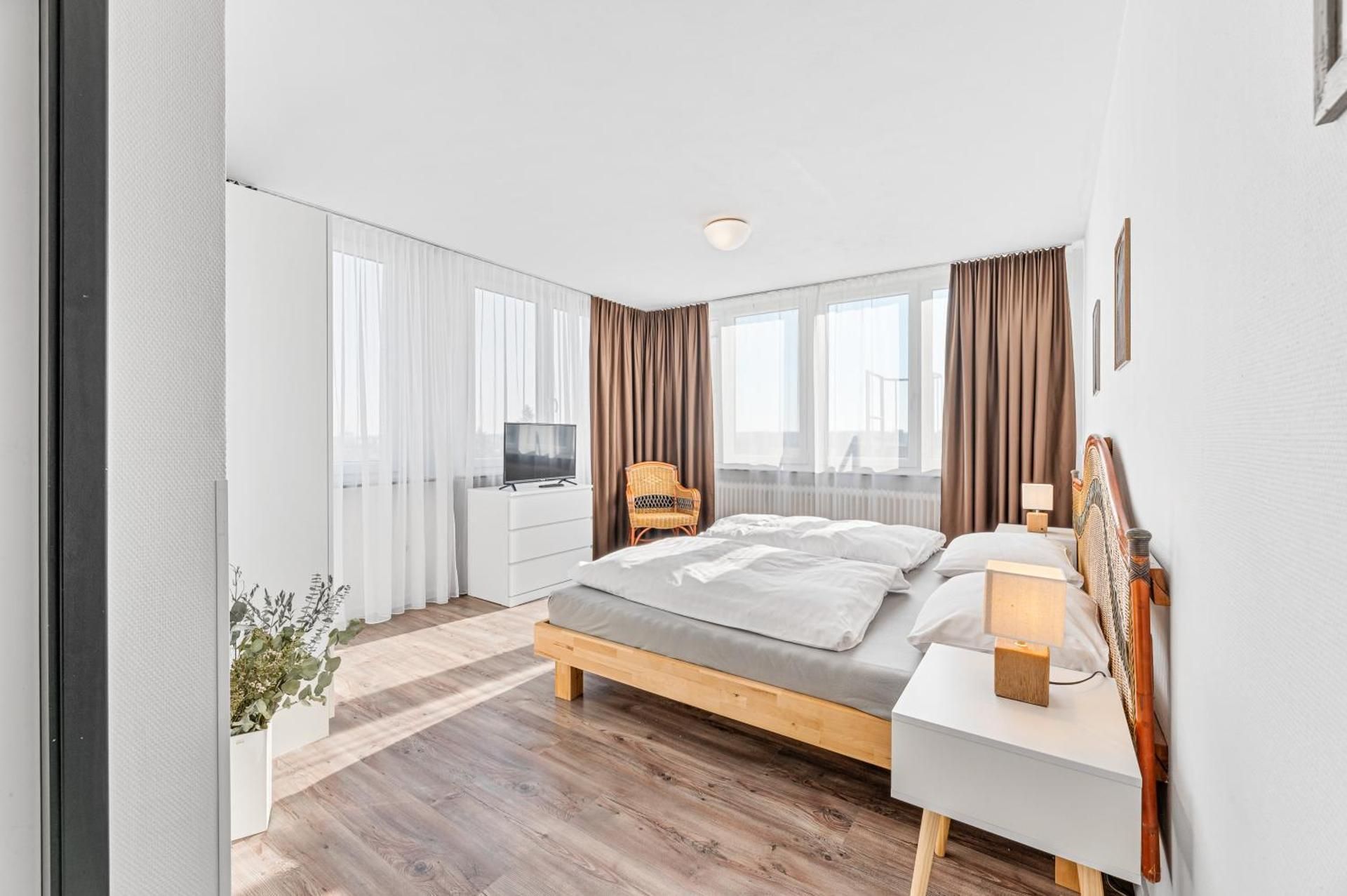 Superior King Room