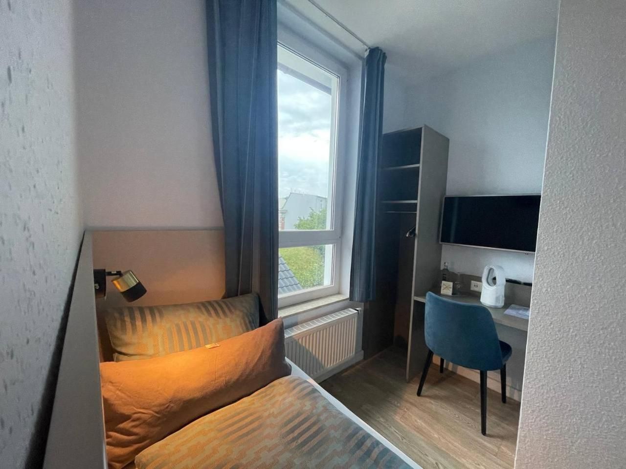 Small Single Room