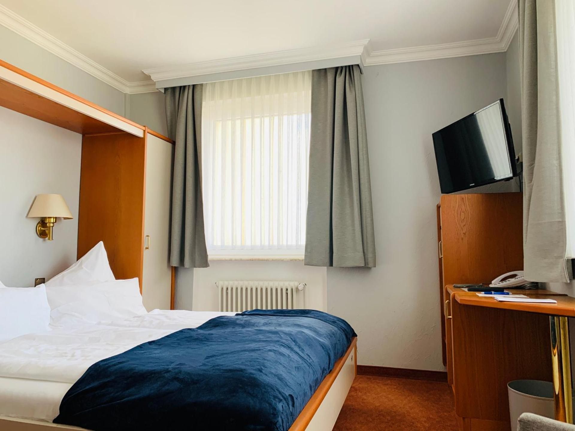 Basic Double Room