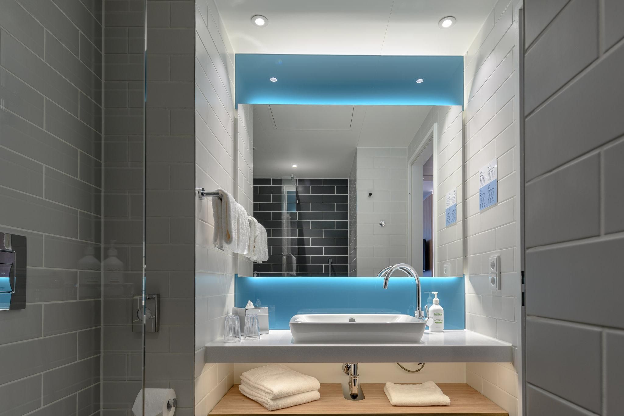 Holiday Inn Express Fulda By IHG 1 Queen Bed Standard Sofa Bed 3