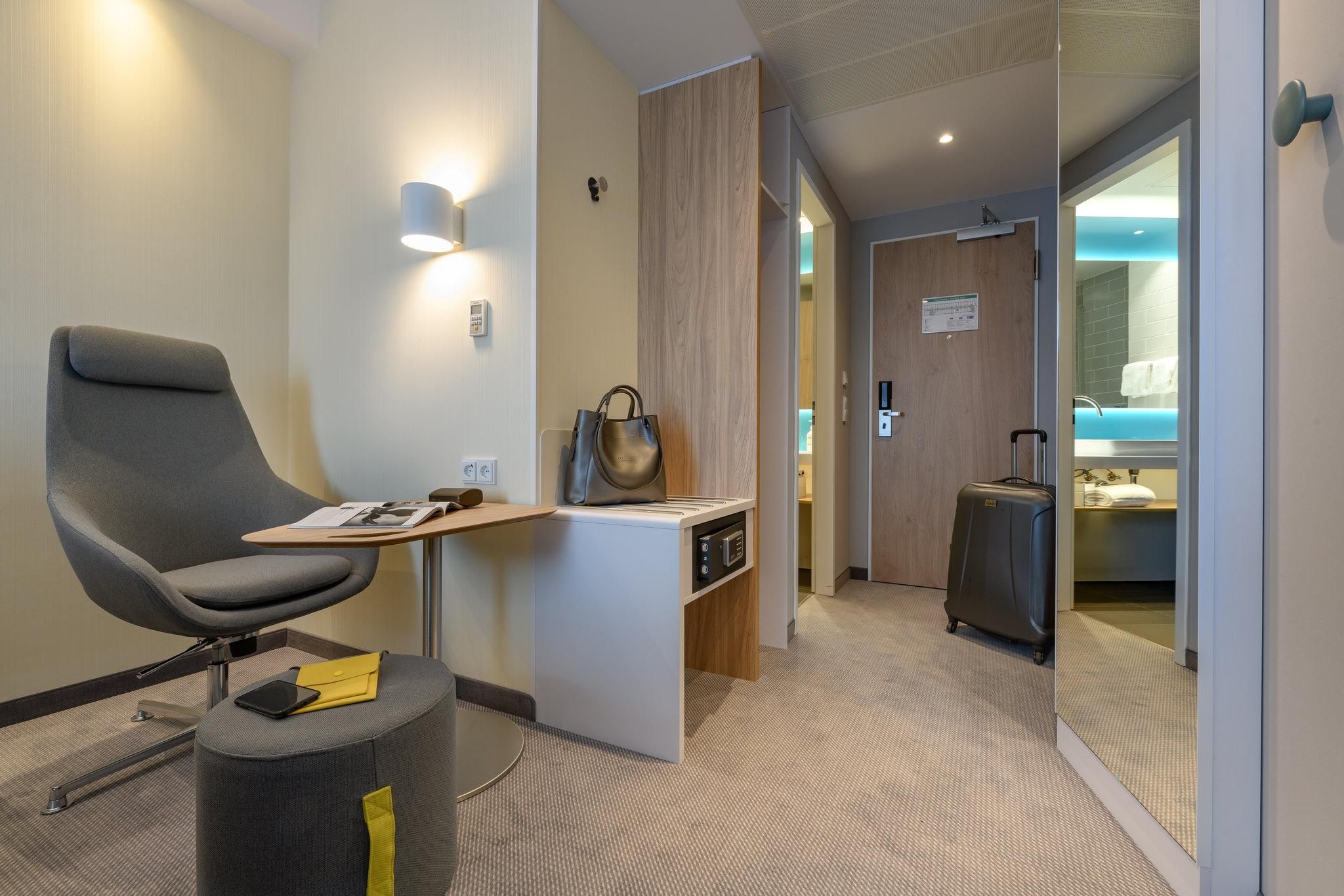 Holiday Inn Express Fulda By IHG 2 Twin Beds Standard 3