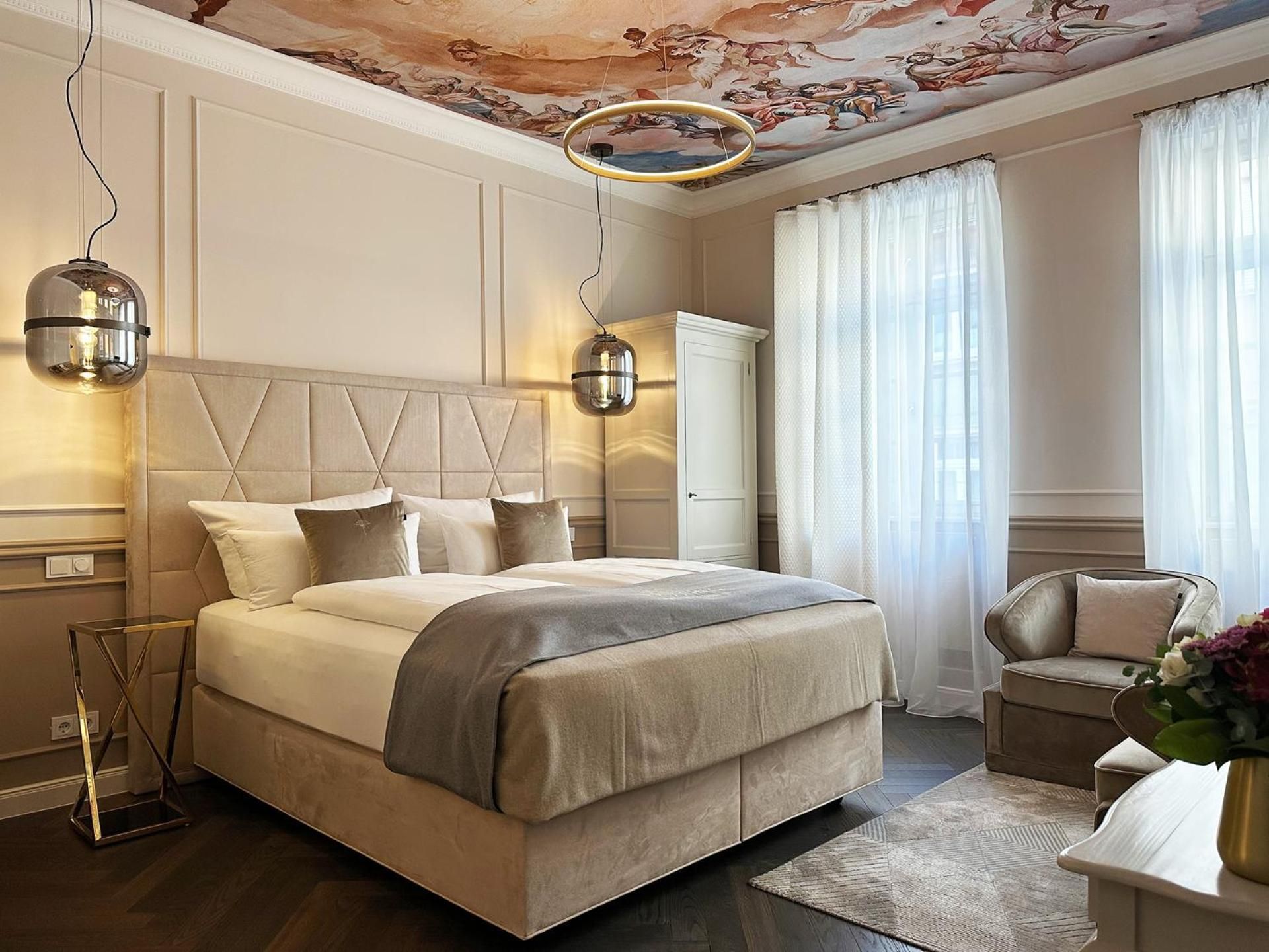 Deluxe Double Room with Shower
