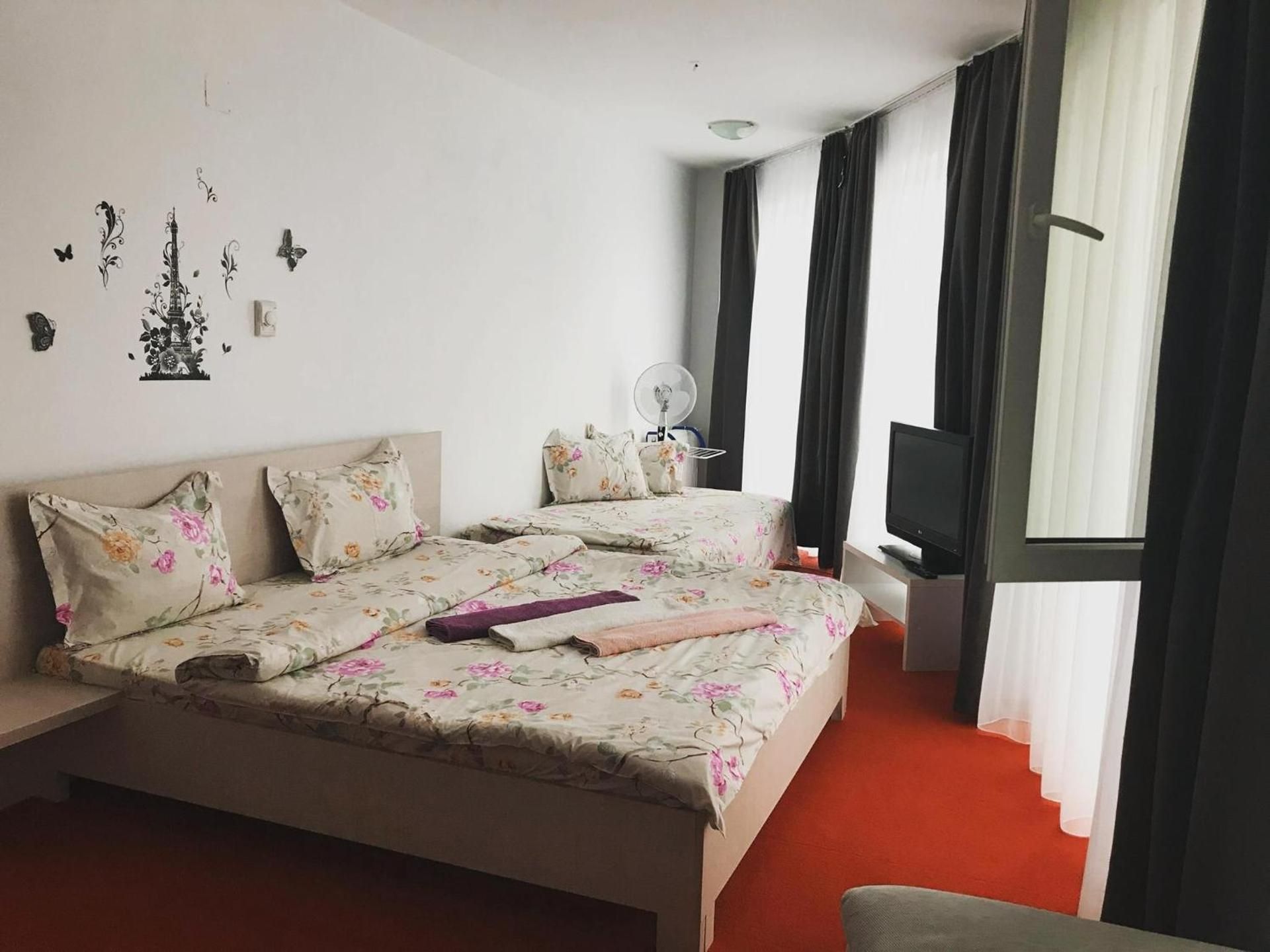 Comfort Triple Room with Shower